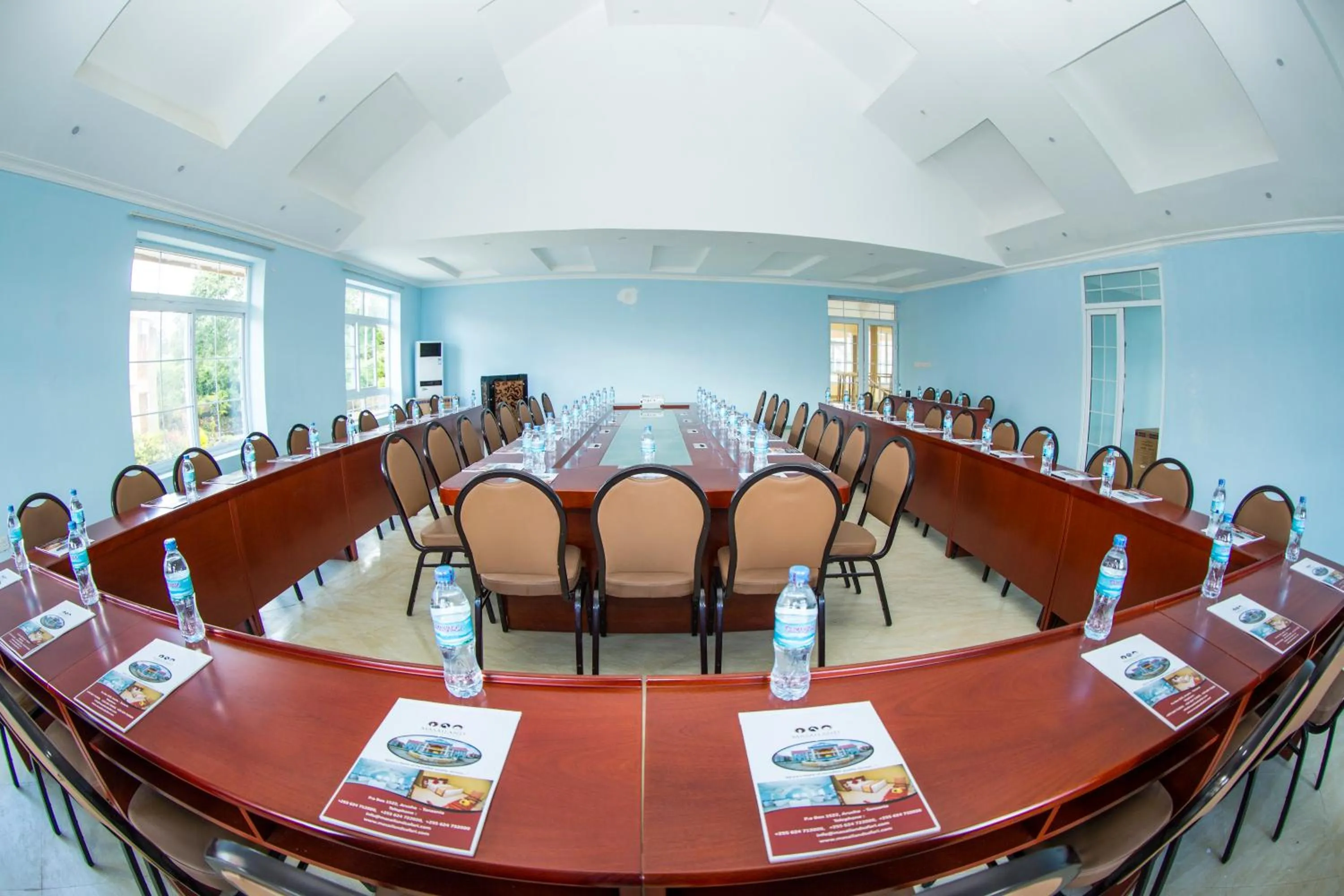 Meeting/conference room in Masailand Safari Lodge