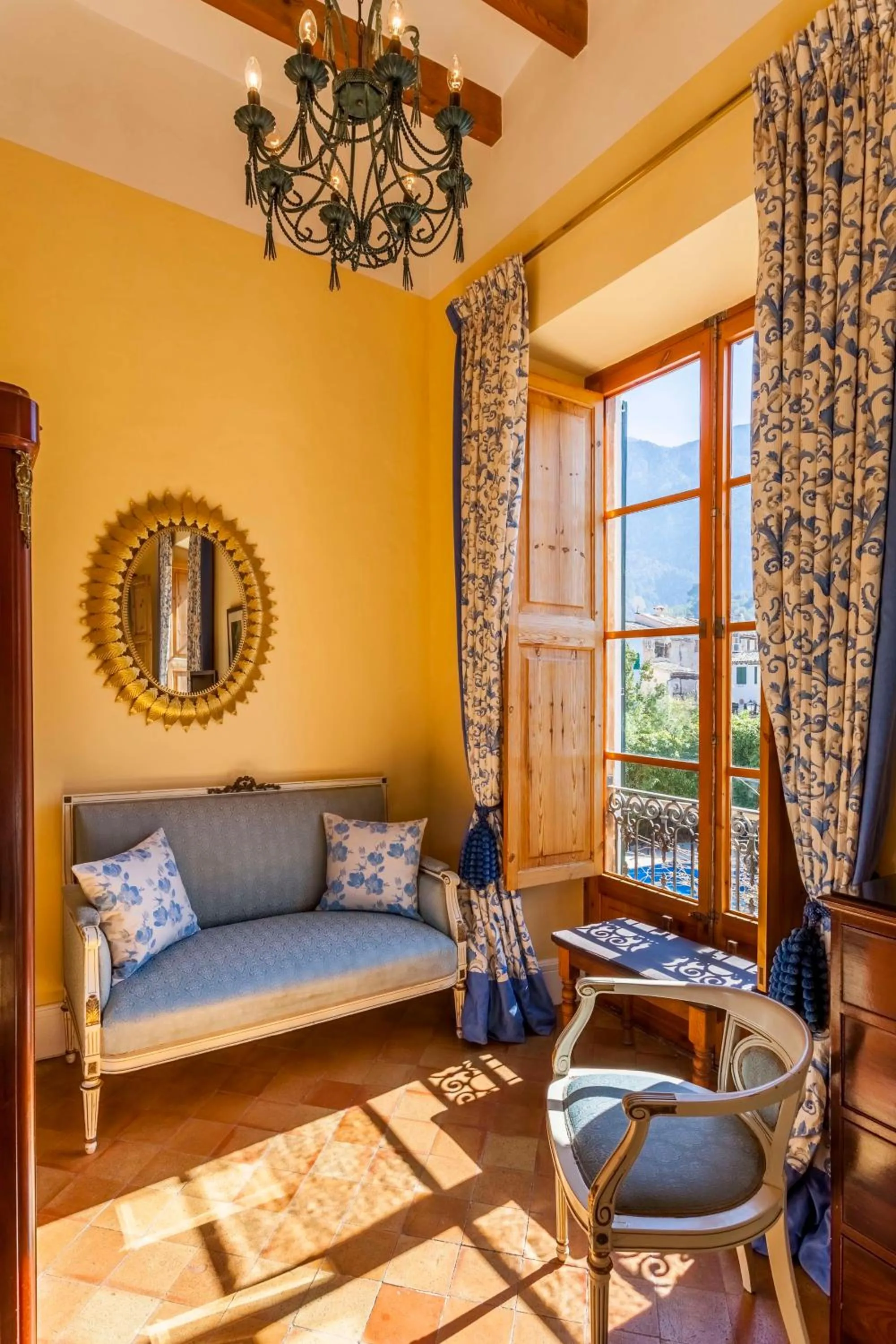 Seating area in The Salvia - Adults Only