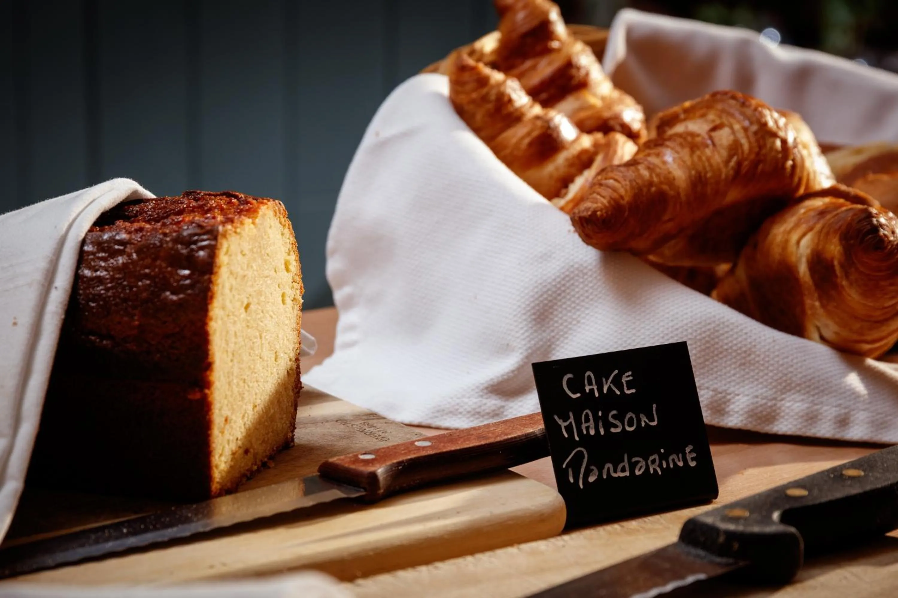Food close-up in Auberge du Poids Public Logis Hotel