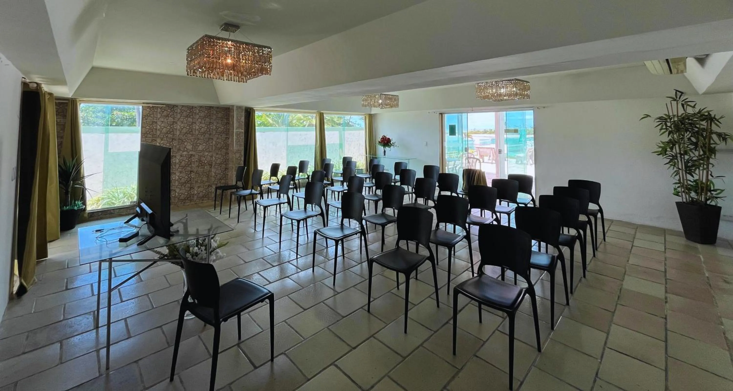 Meeting/conference room in Casamar Pousada