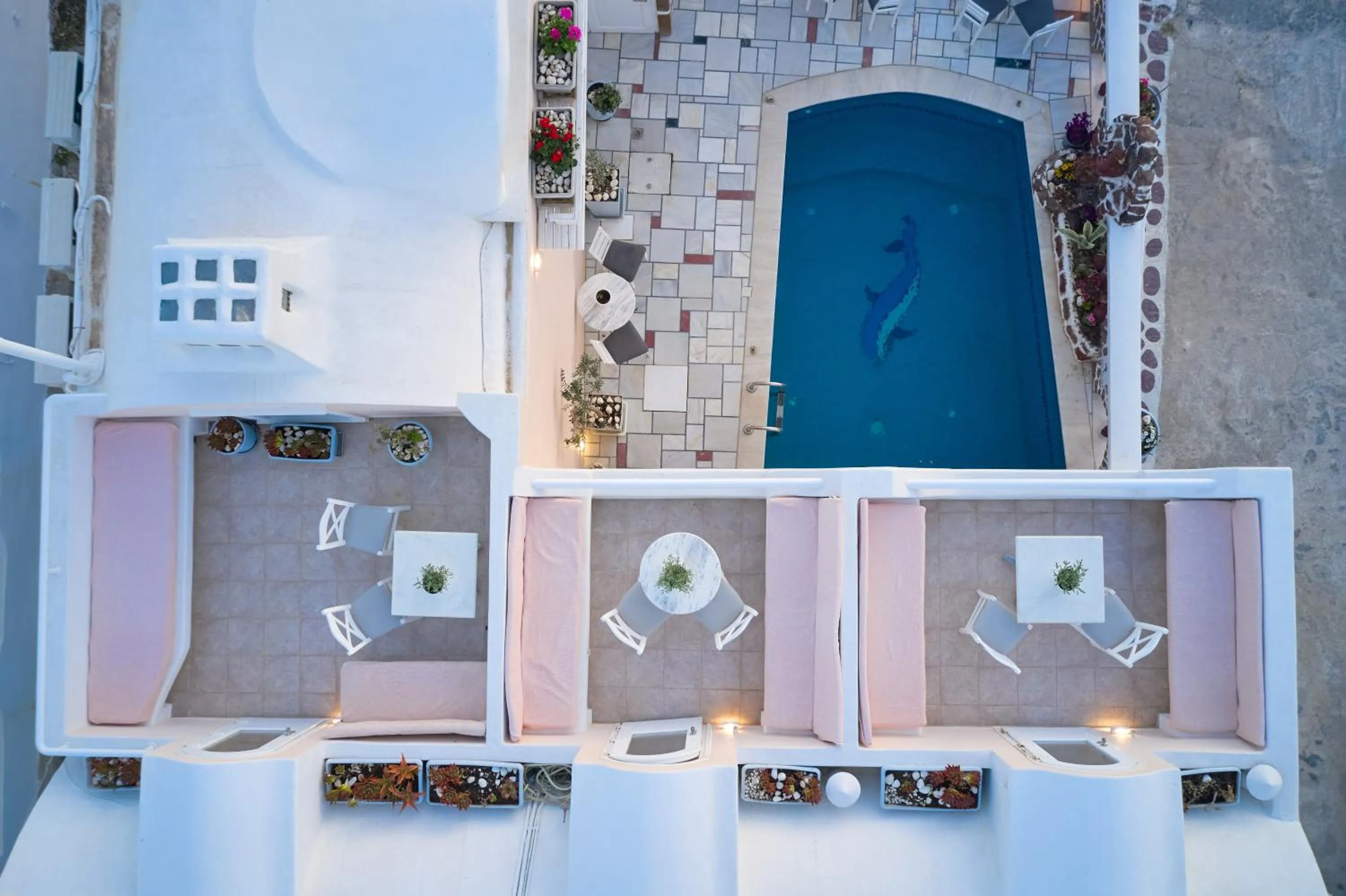 Property building in Merovigliosso