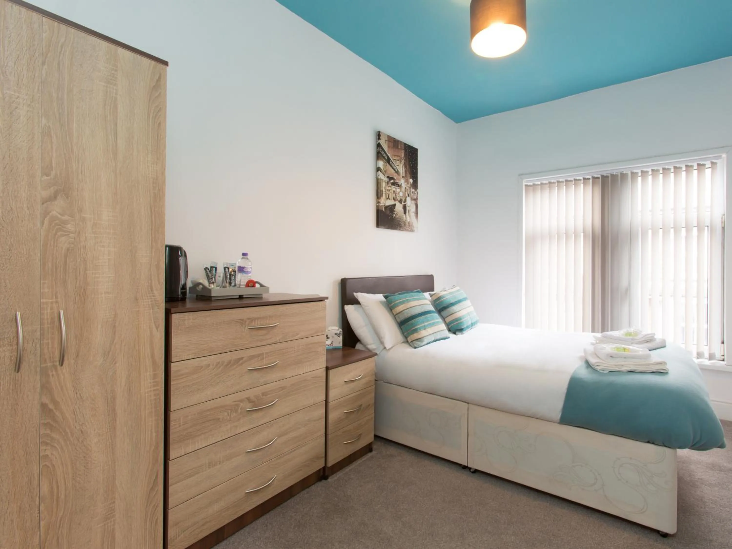 Bedroom, Bed in TownHouse @ West Avenue Crewe