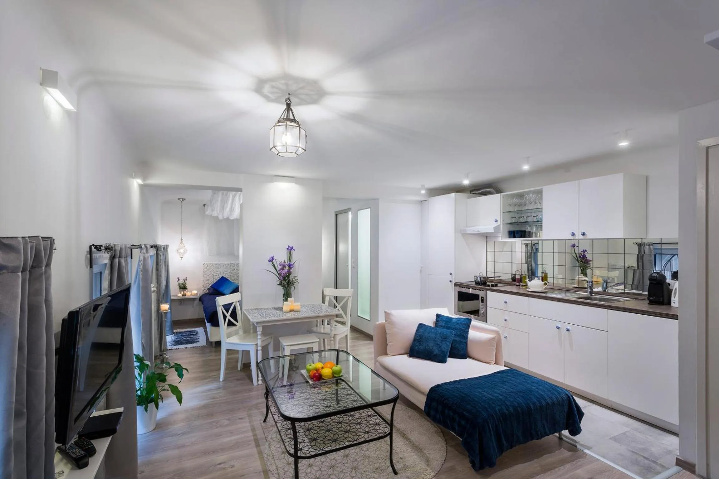 Kitchen or kitchenette in Suites 13 Budapest