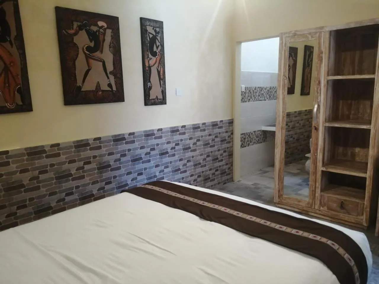 Bed in Canggu Pinpoint Rooms