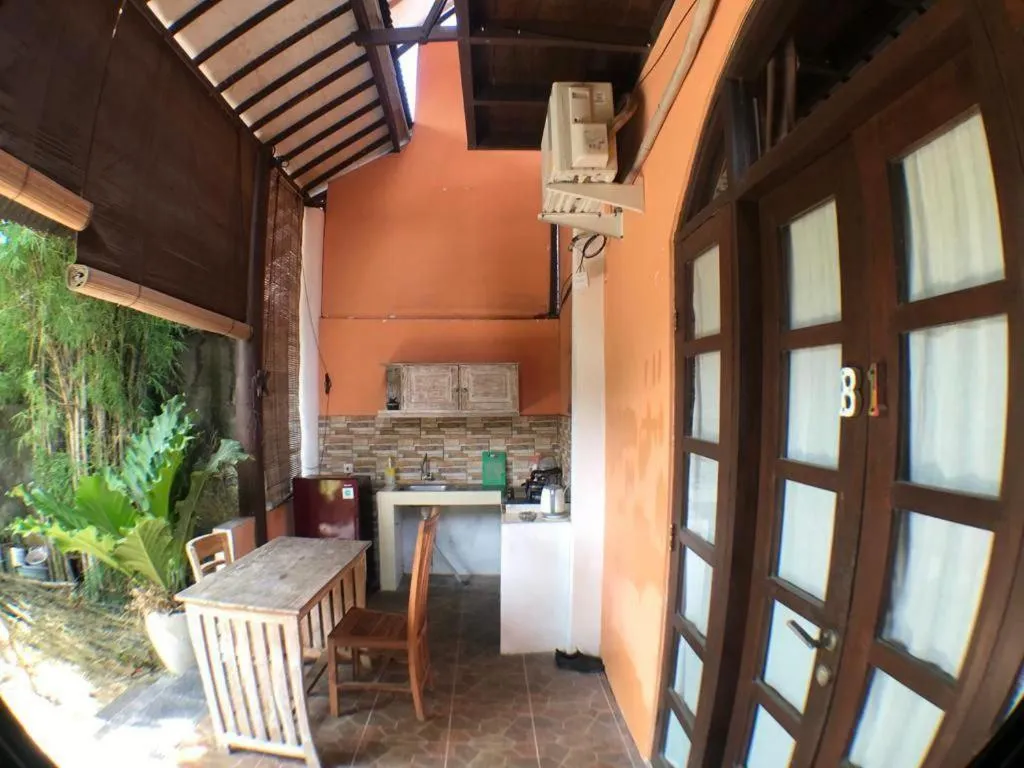 Kitchen or kitchenette in Canggu Pinpoint Rooms