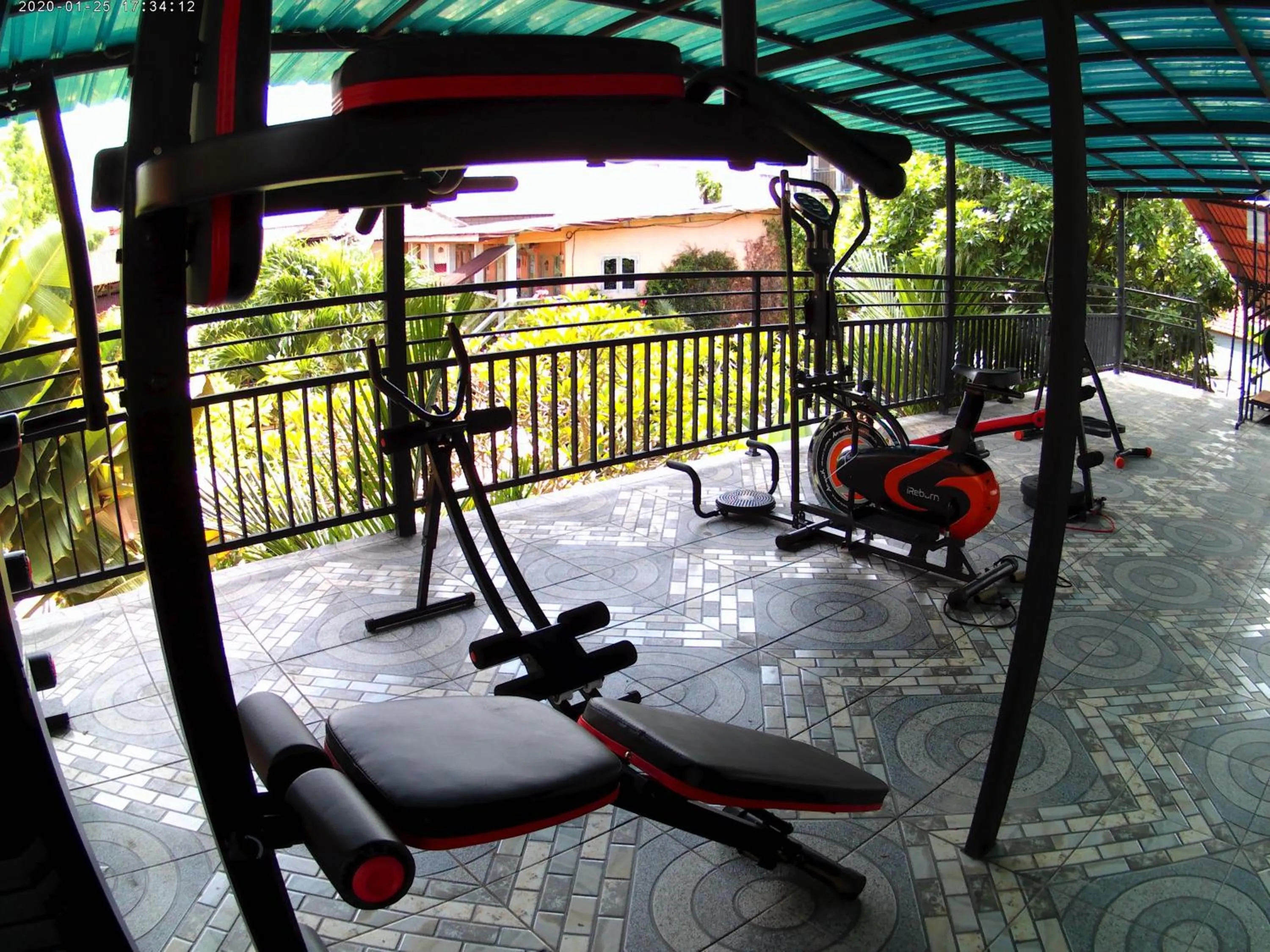 Fitness centre/facilities in Canggu Pinpoint Rooms