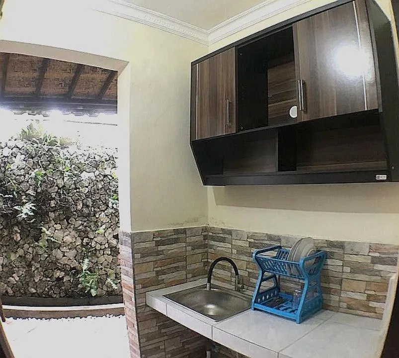 Kitchen or kitchenette in Canggu Pinpoint Rooms