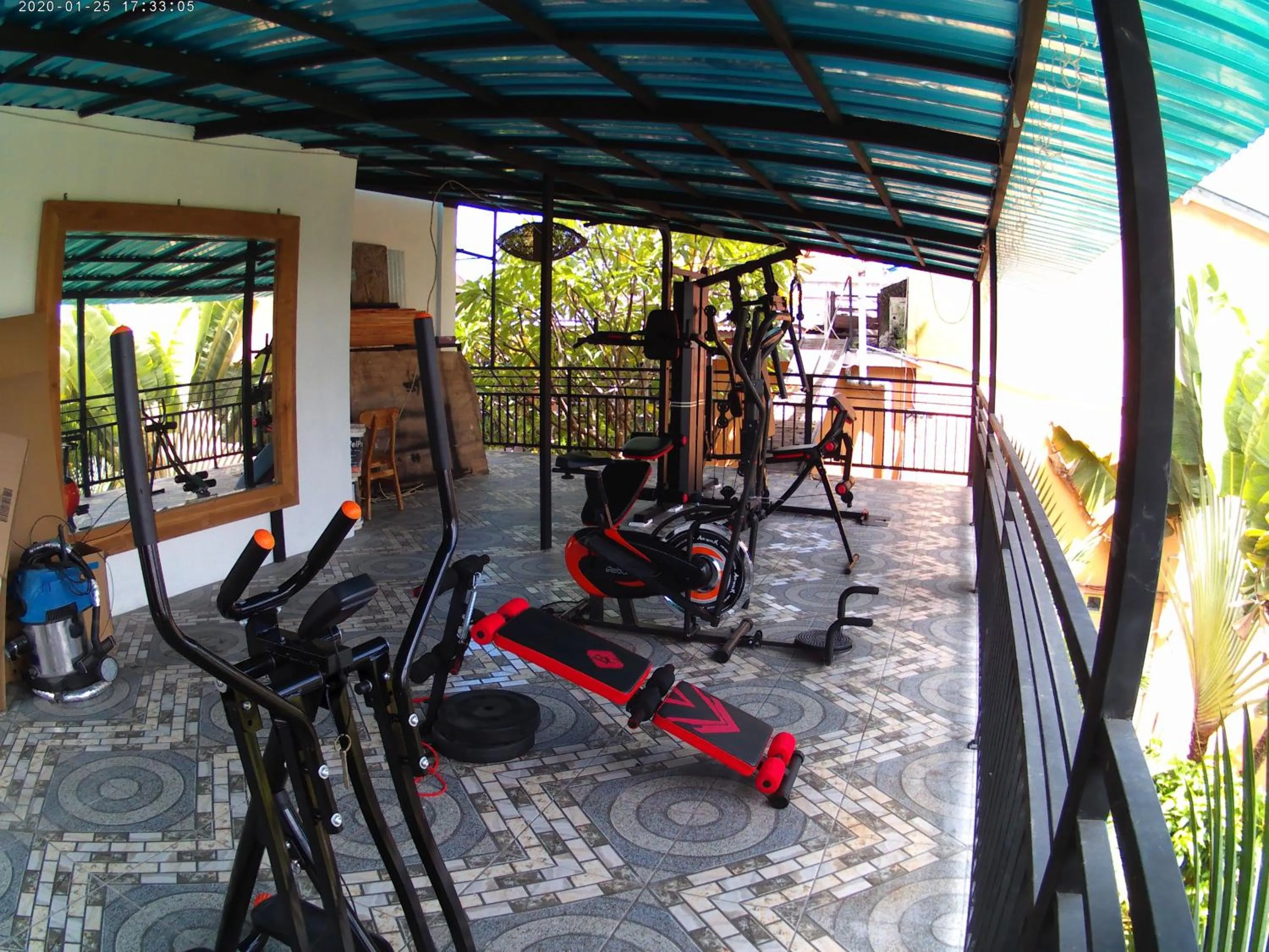 Fitness centre/facilities in Canggu Pinpoint Rooms