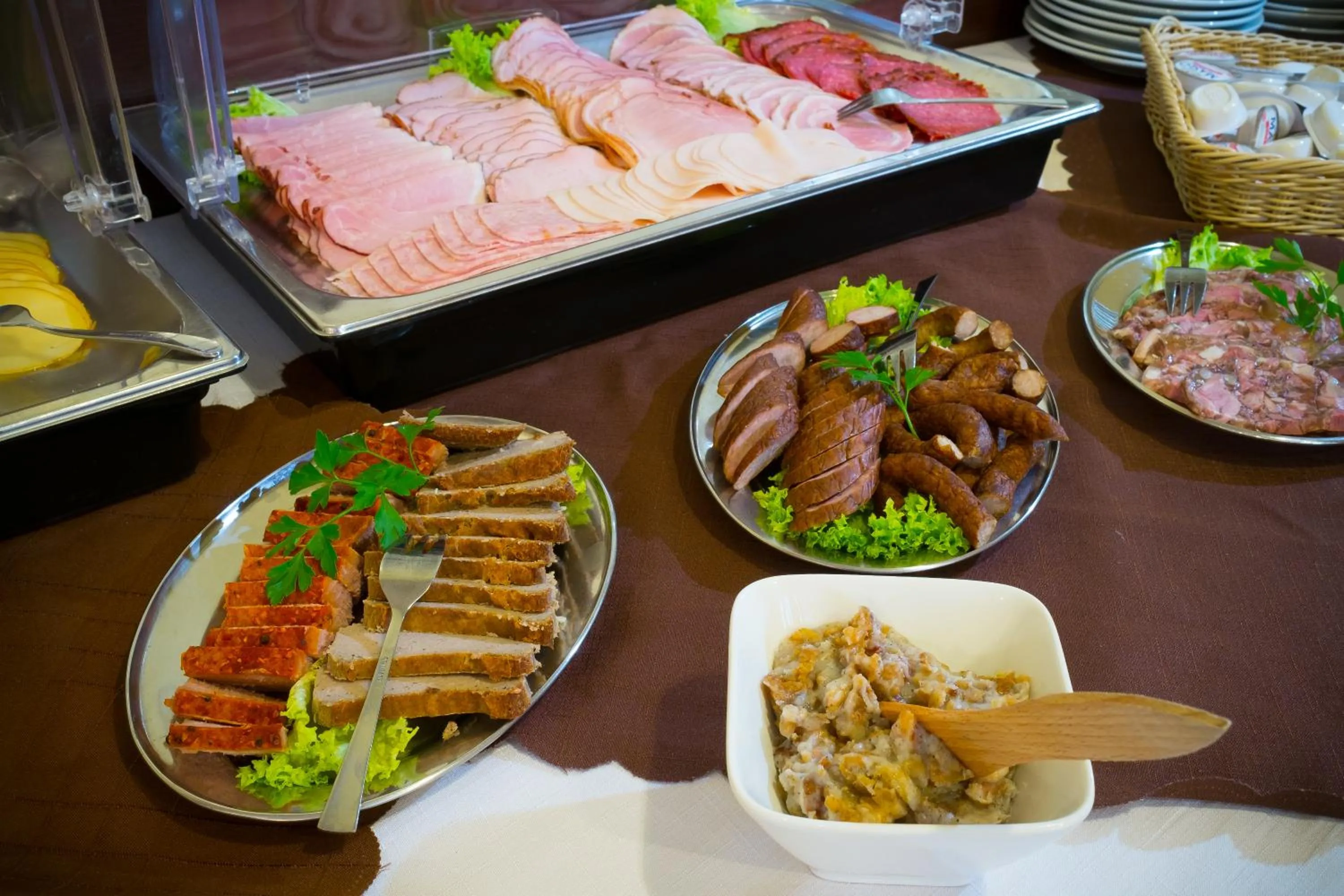 Buffet breakfast in Aparthotel Bellamonte