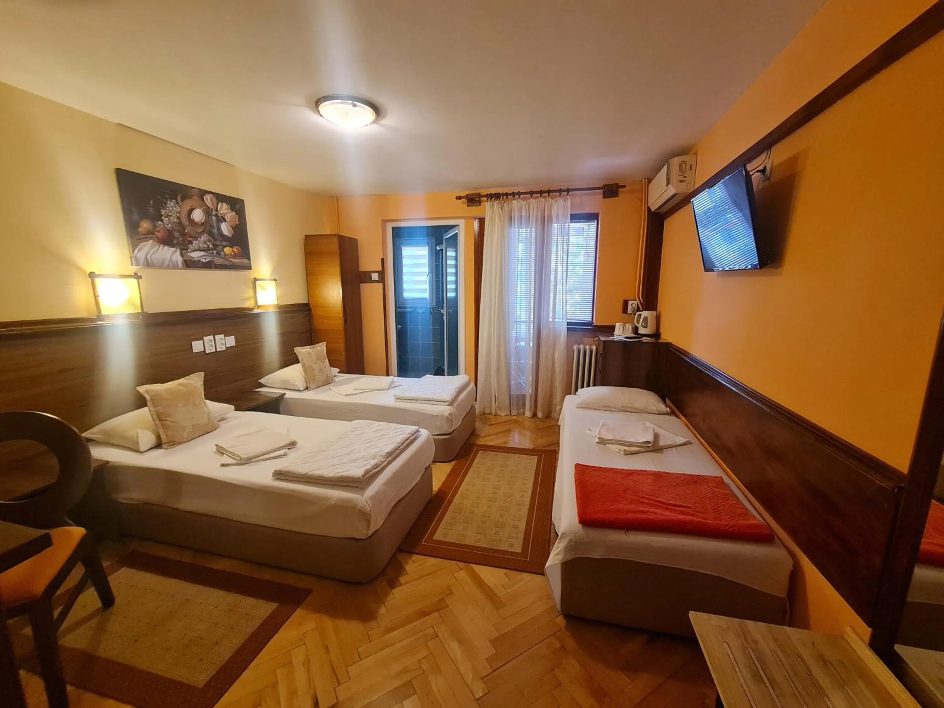 Bed in Hotel Kapistec Skopje