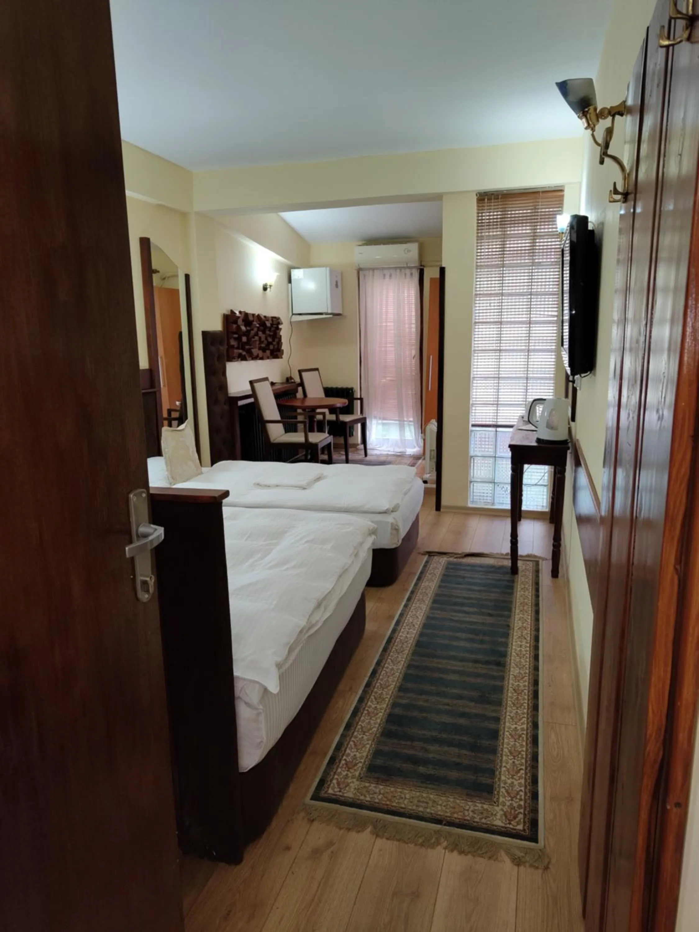 Bed in Hotel Kapistec Skopje