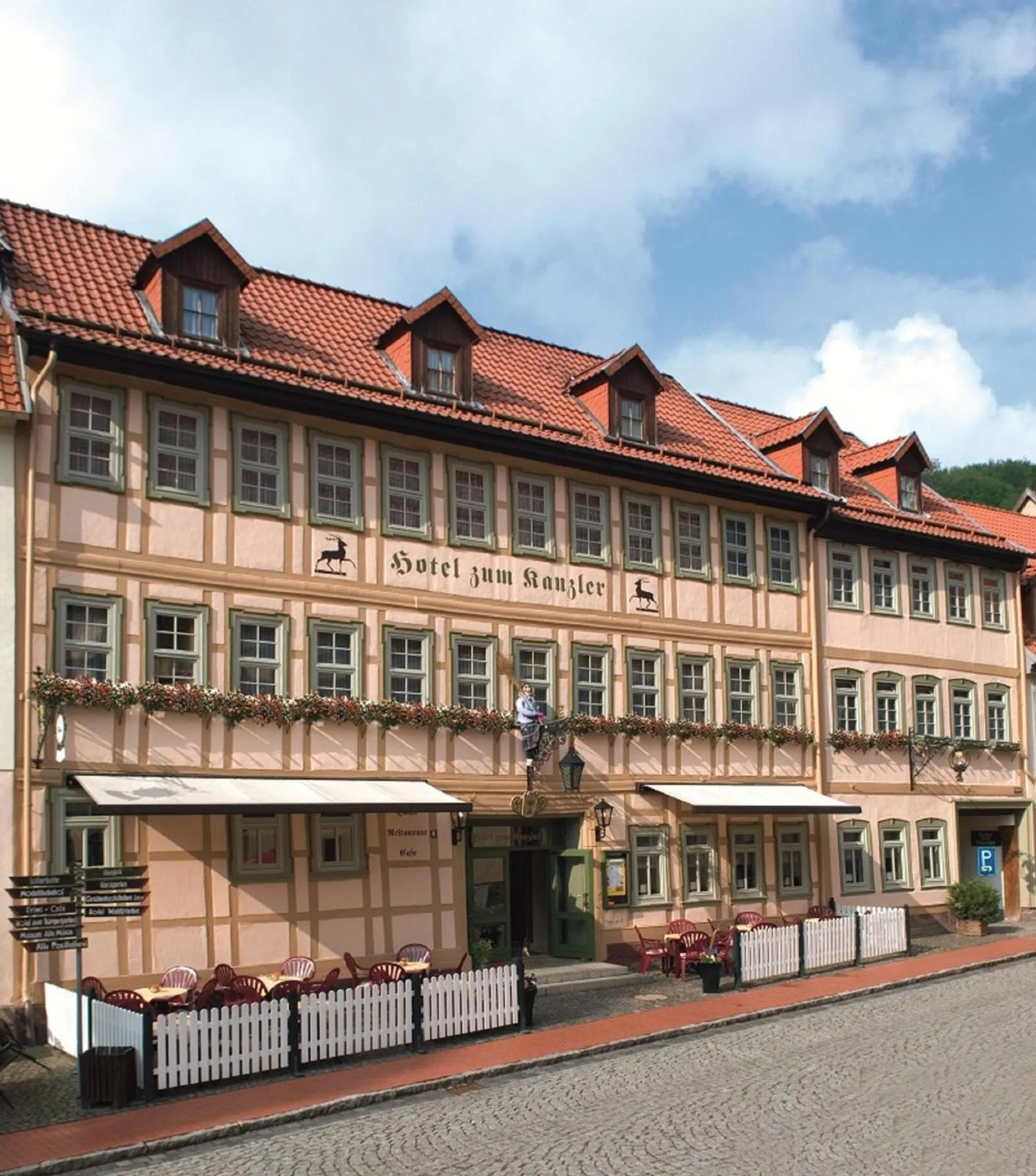 Property building in Hotel Zum Kanzler