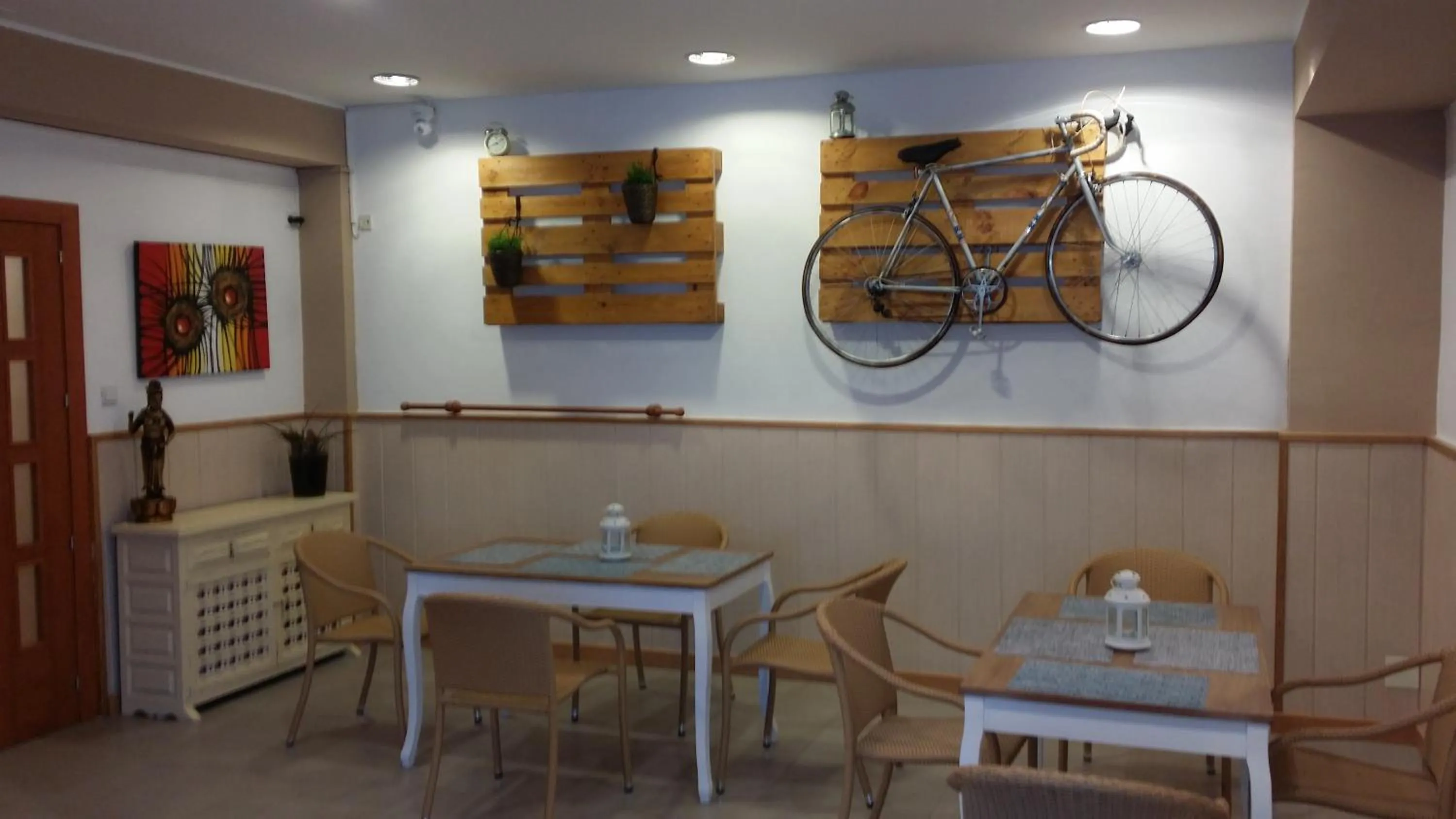 Lounge or bar in Hotel La Isla