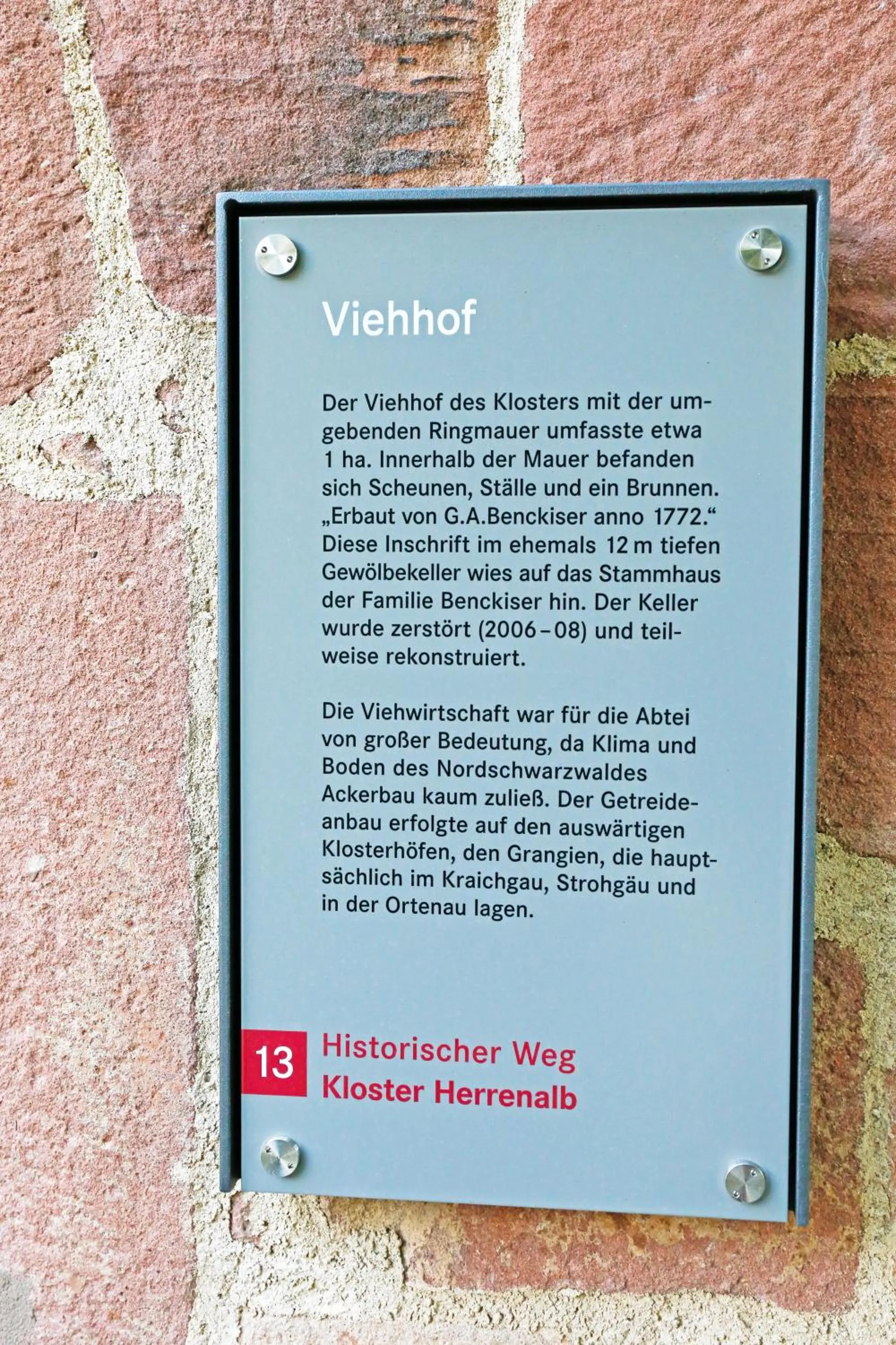 Logo/Certificate/Sign in Nashira Kurpark Hotel