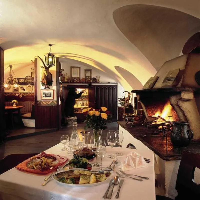 Restaurant/places to eat in Hotel Gasthof Markterwirt
