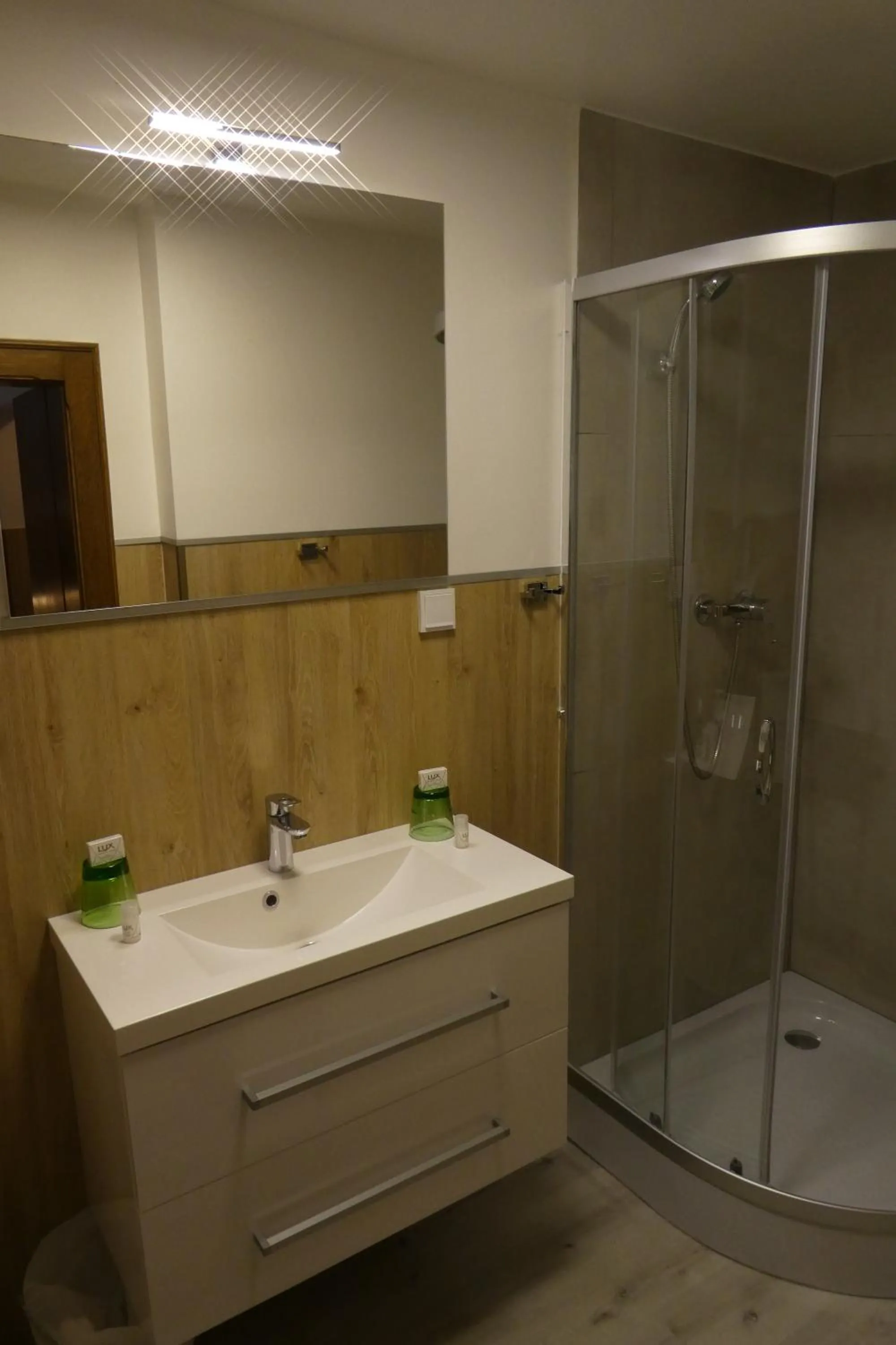 Bathroom in Hotel Gasthof Markterwirt