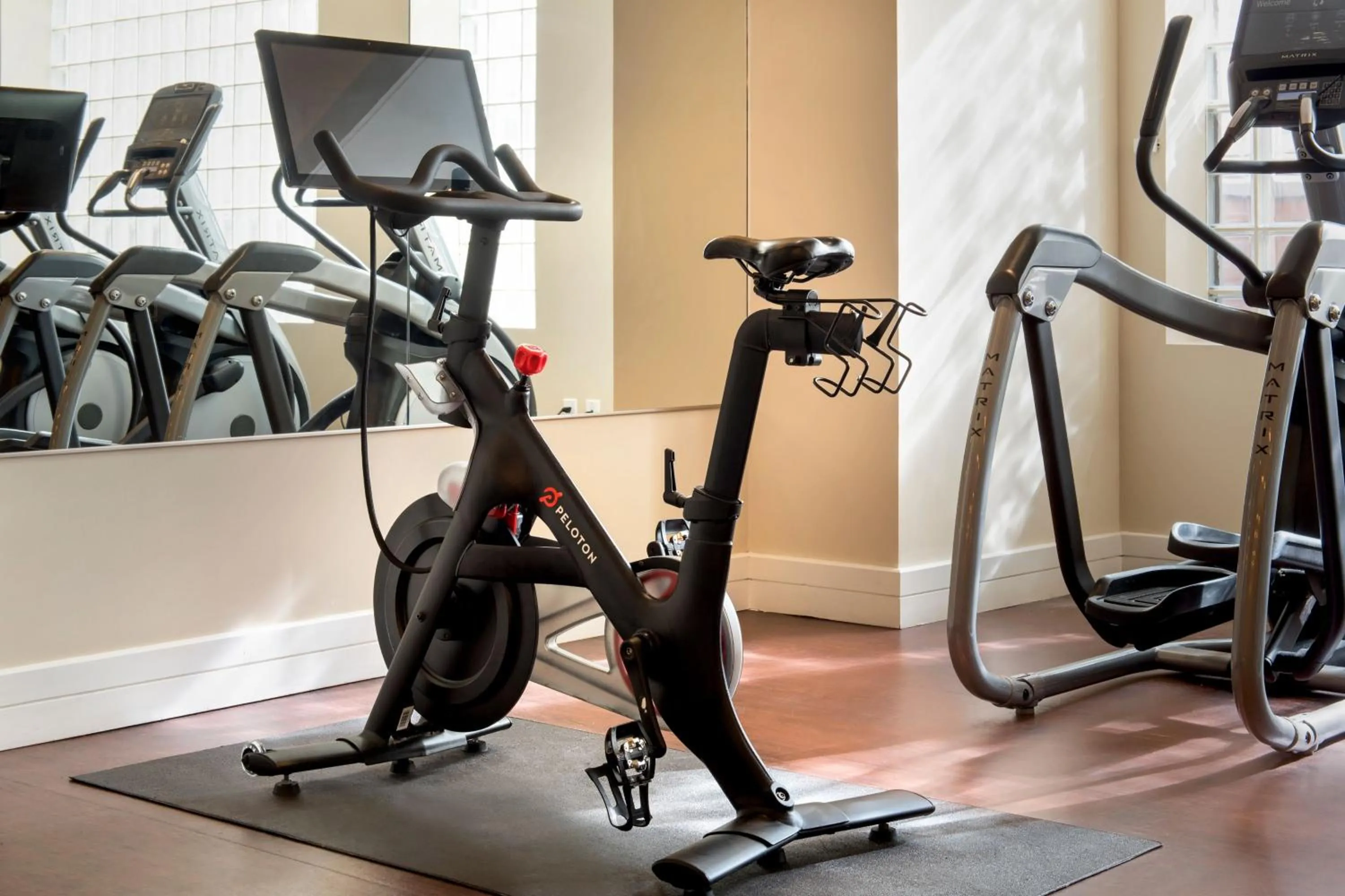 Fitness centre/facilities in New York Marriott Downtown