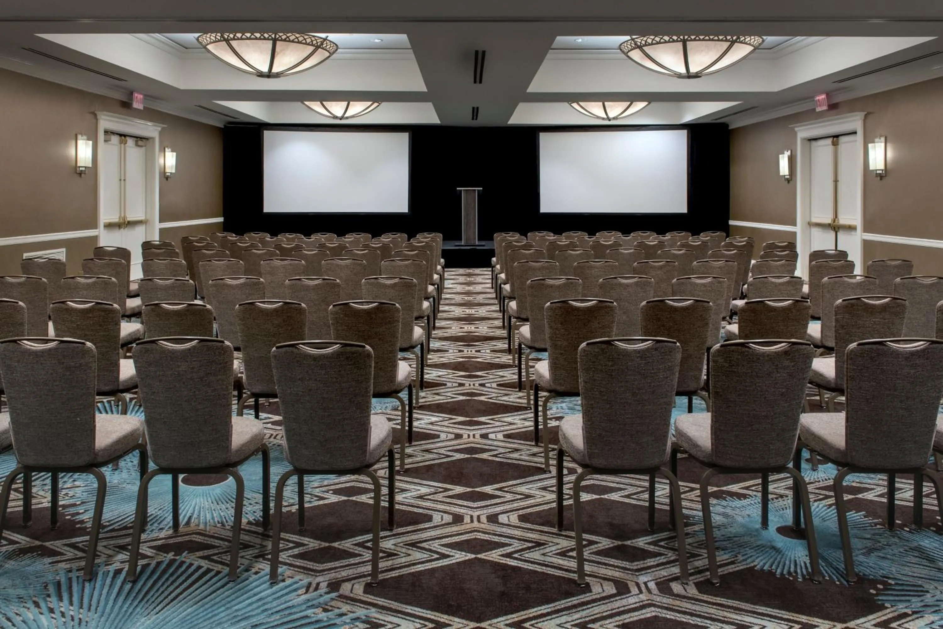 Entertainment in New York Marriott Downtown