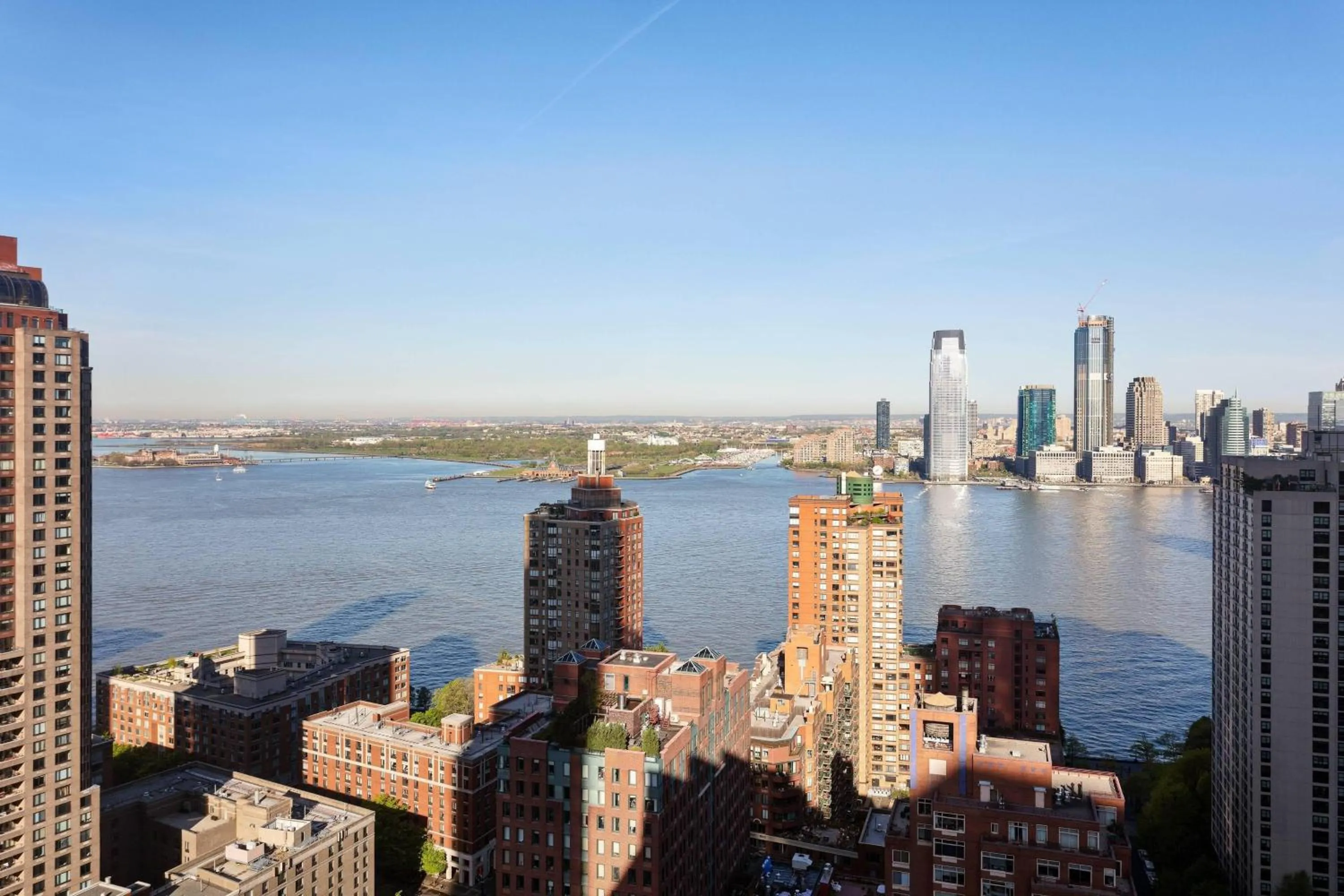 Photo of the whole room in New York Marriott Downtown