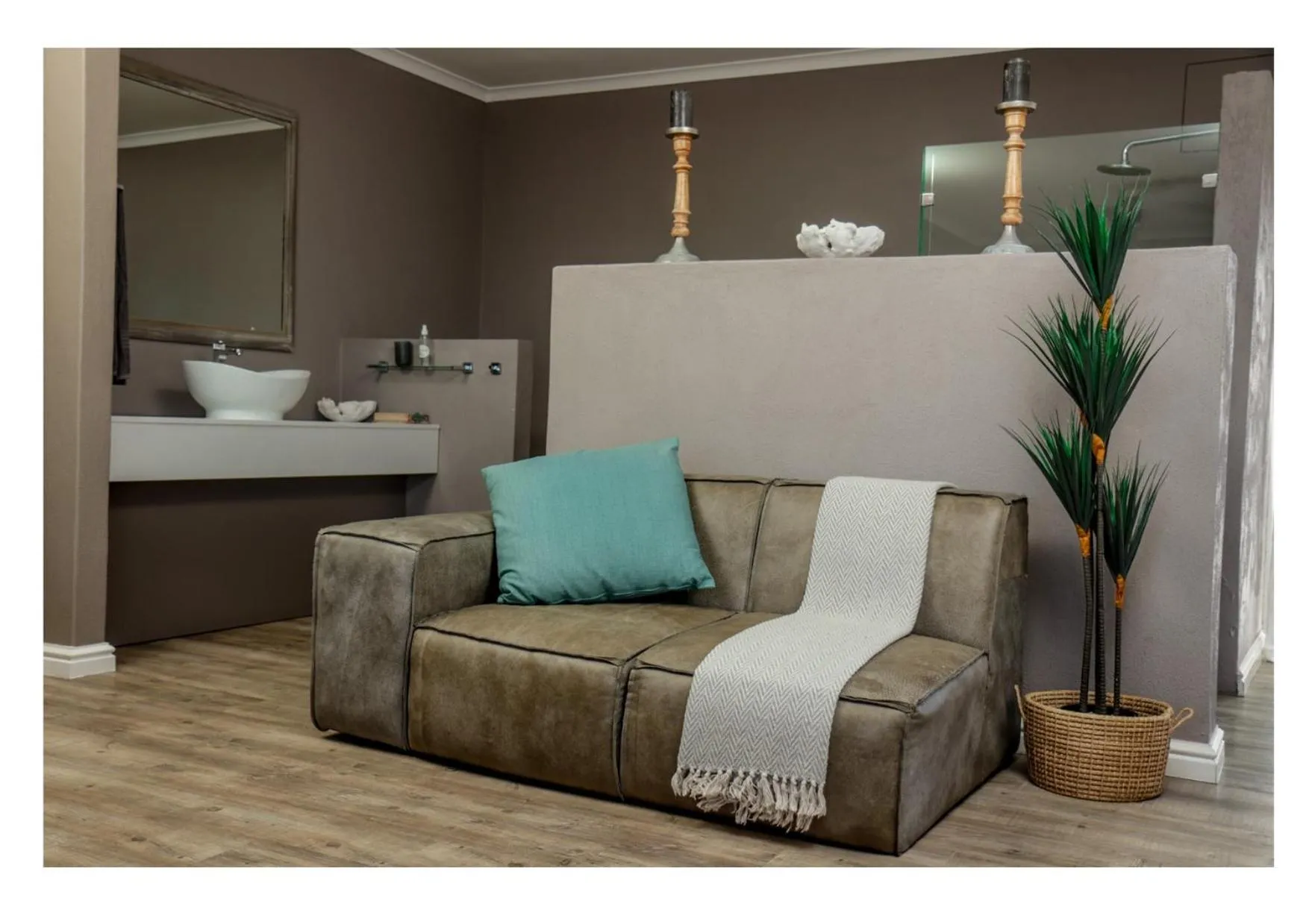 Nine on Uys street B & B