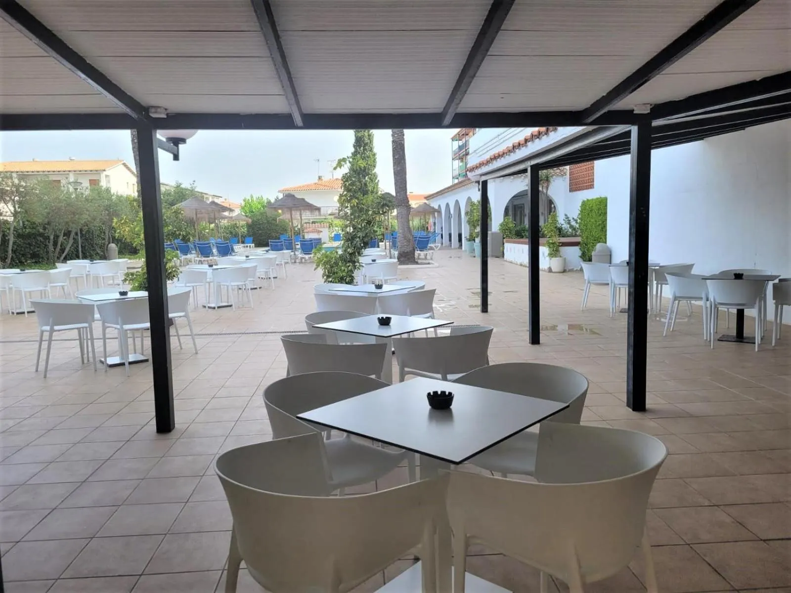 Lounge or bar in Ibersol Playa Dorada