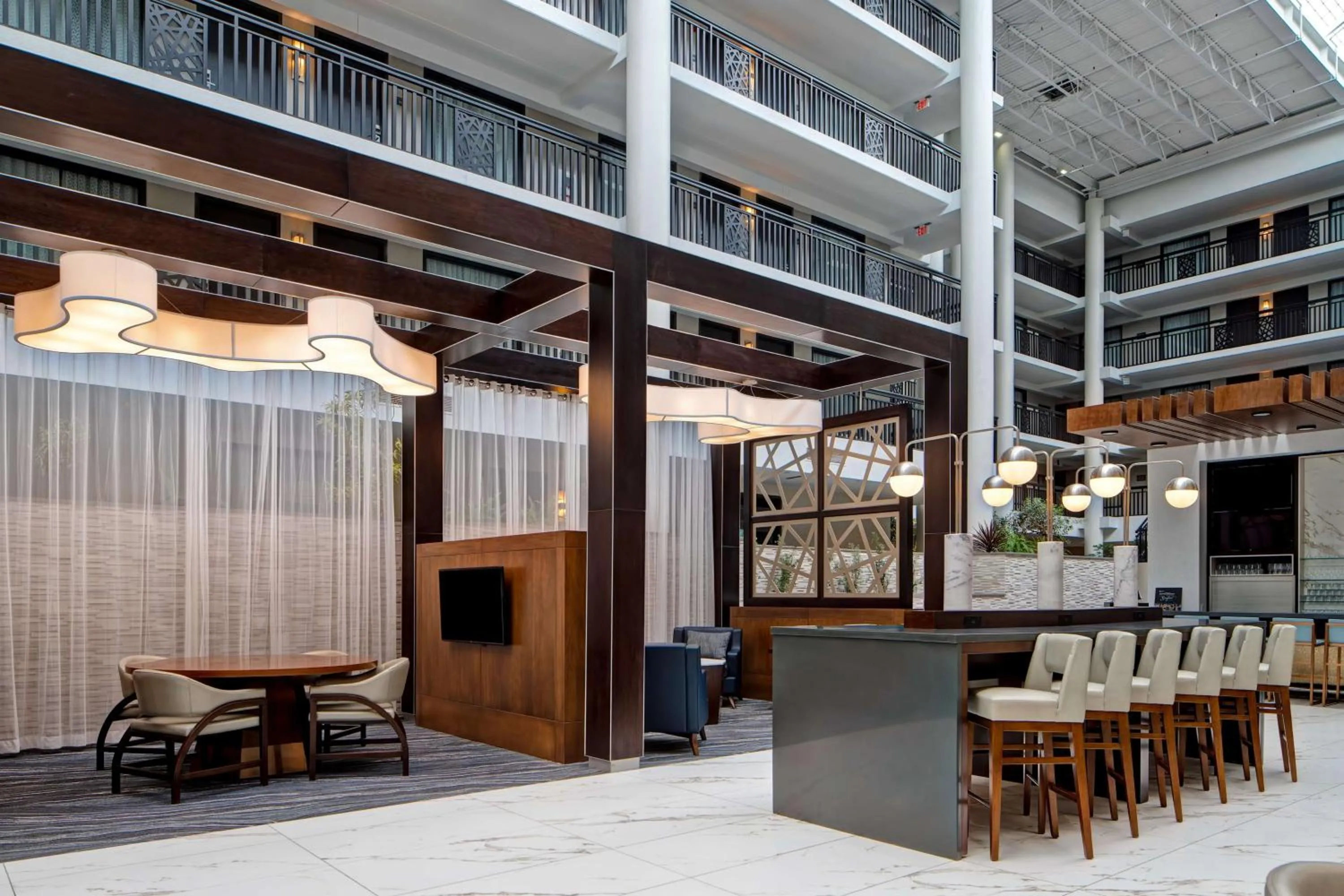 Lobby or reception in Embassy Suites Syracuse