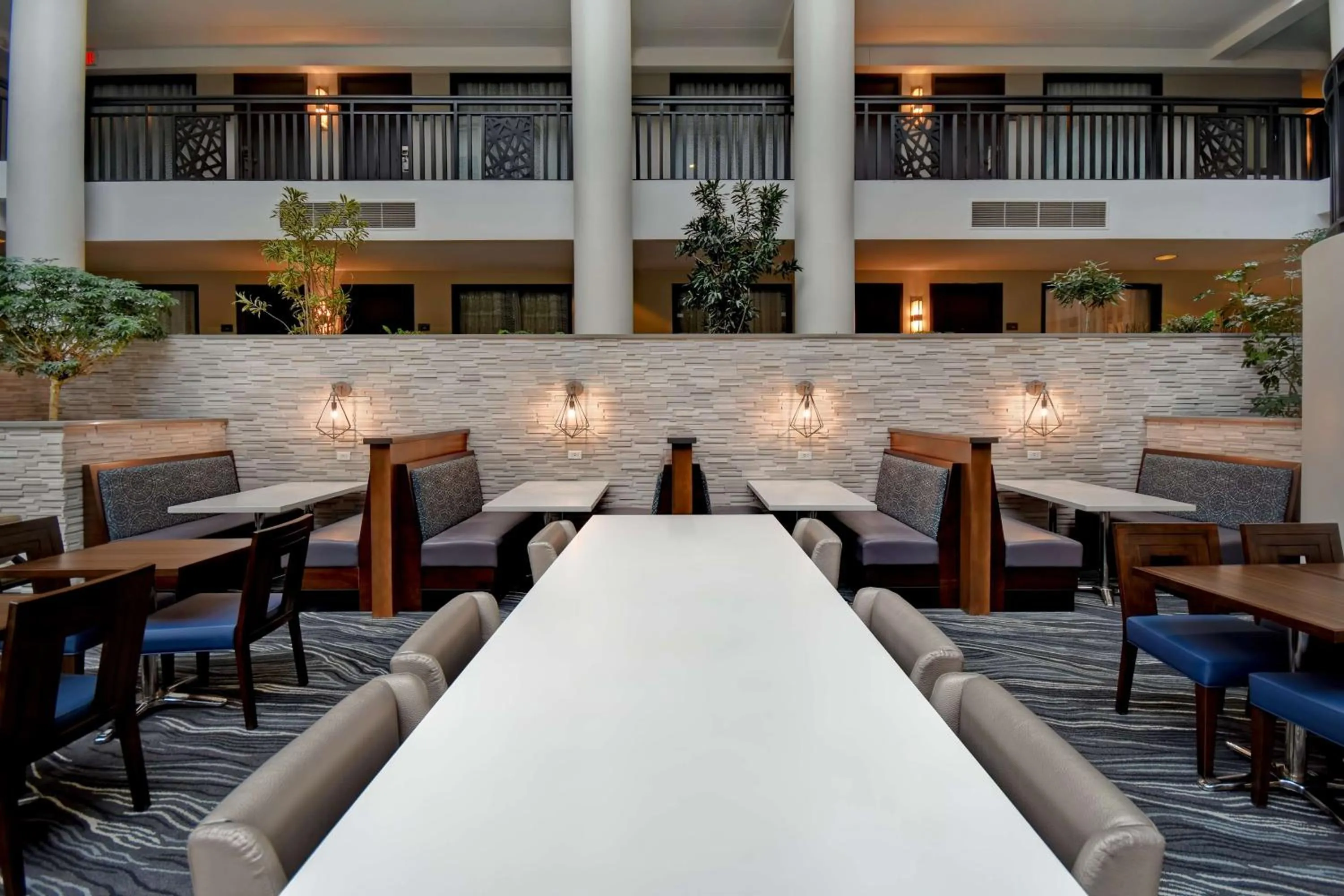 Breakfast in Embassy Suites Syracuse