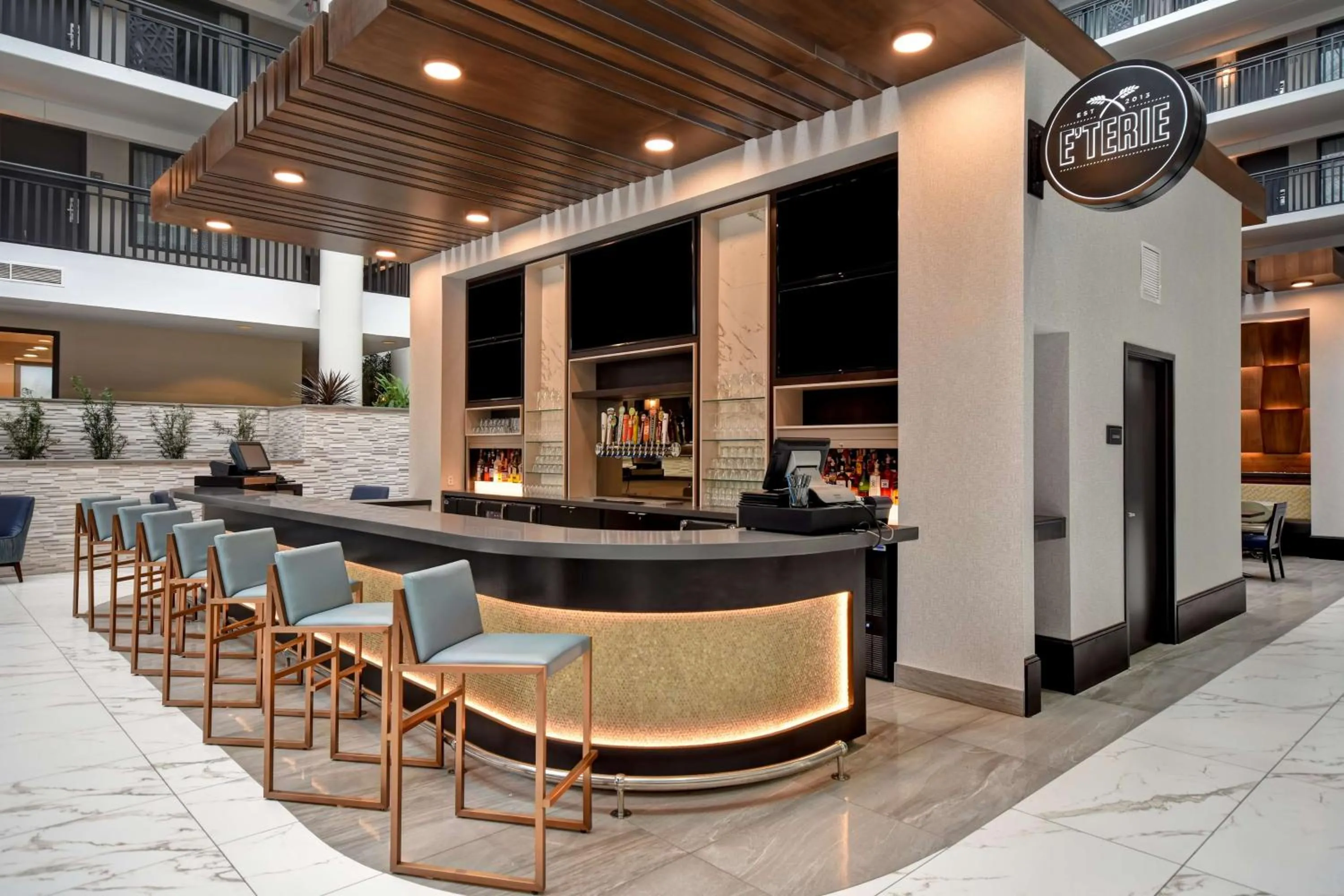 Lobby or reception in Embassy Suites Syracuse