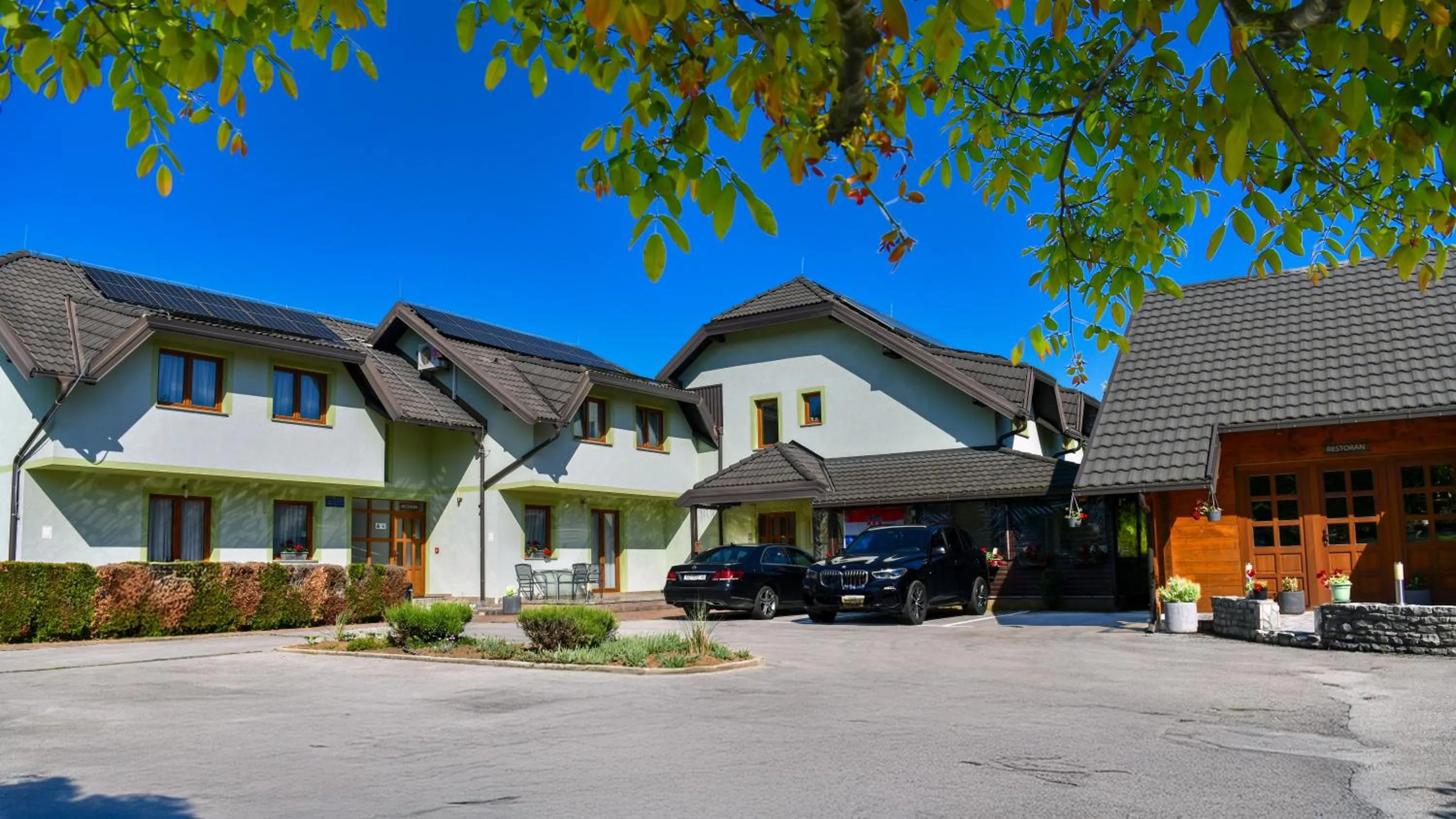 Property building in Pansion Villa Cancar