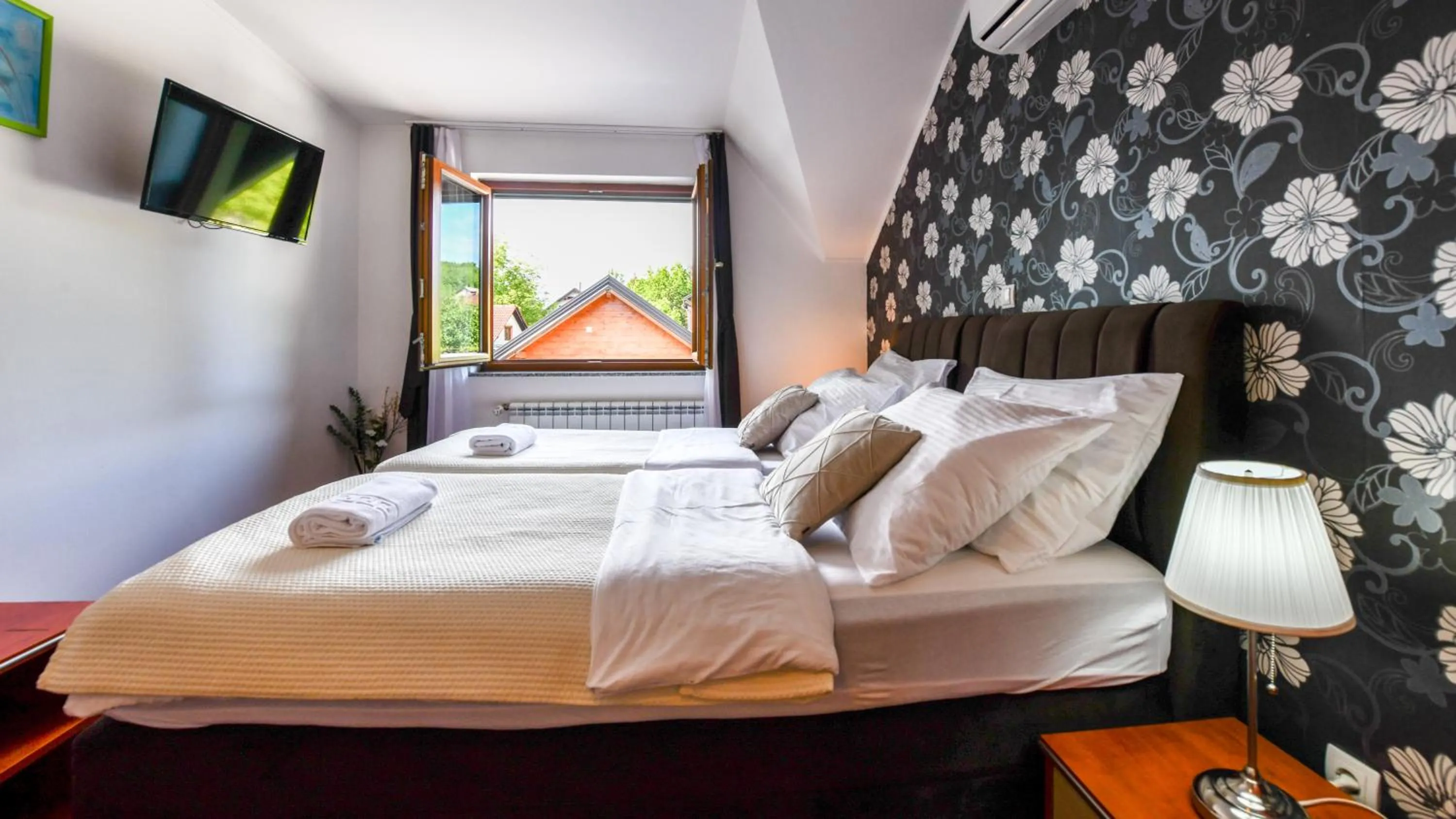 Bed in Pansion Villa Cancar