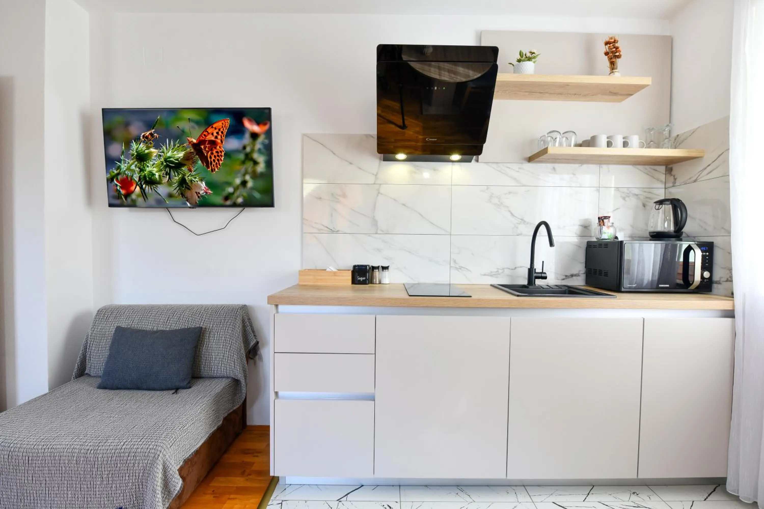 Coffee/tea facilities in Pansion Villa Cancar