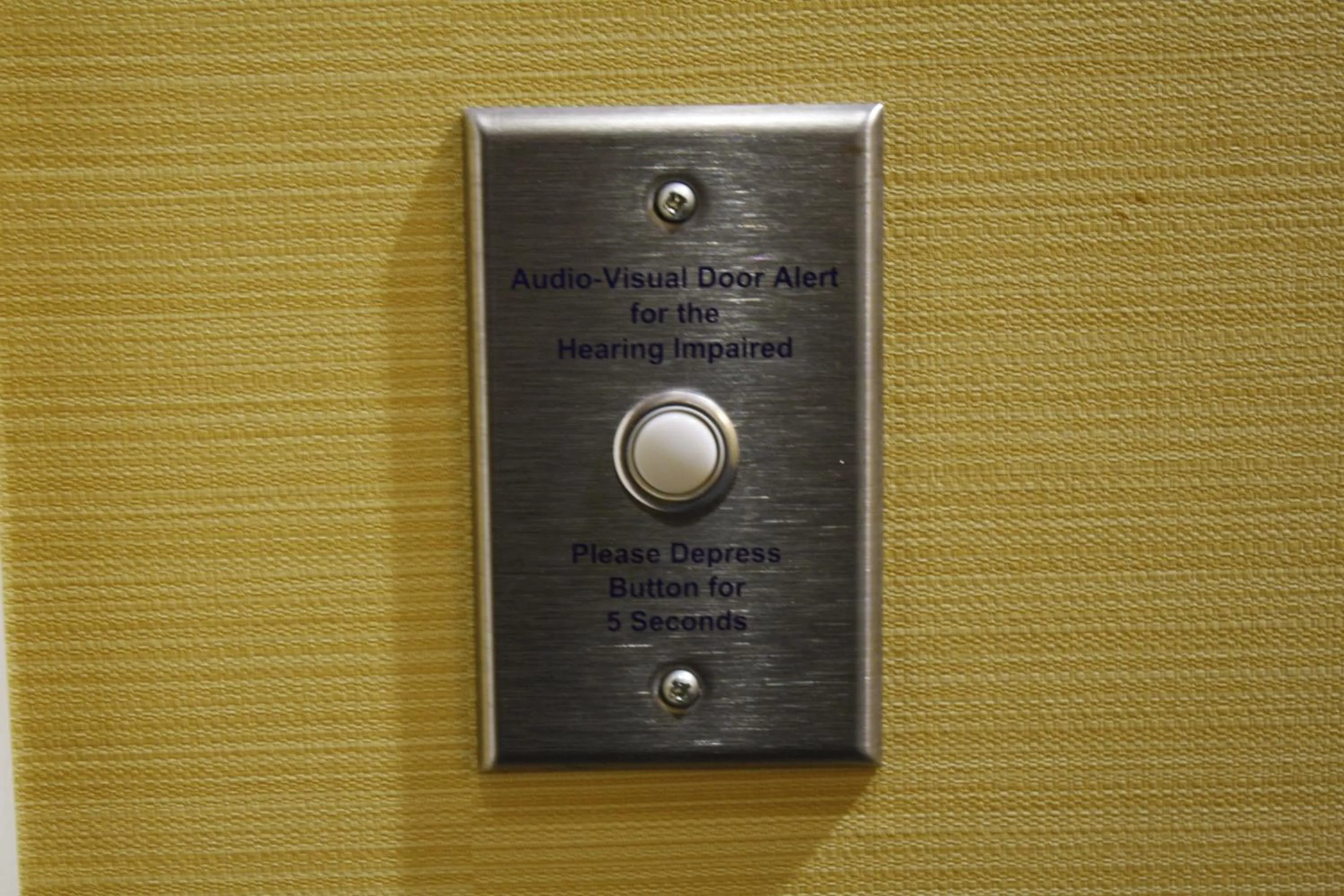 acessibility in Fairfield Inn & Suites by Marriott Detroit Lakes