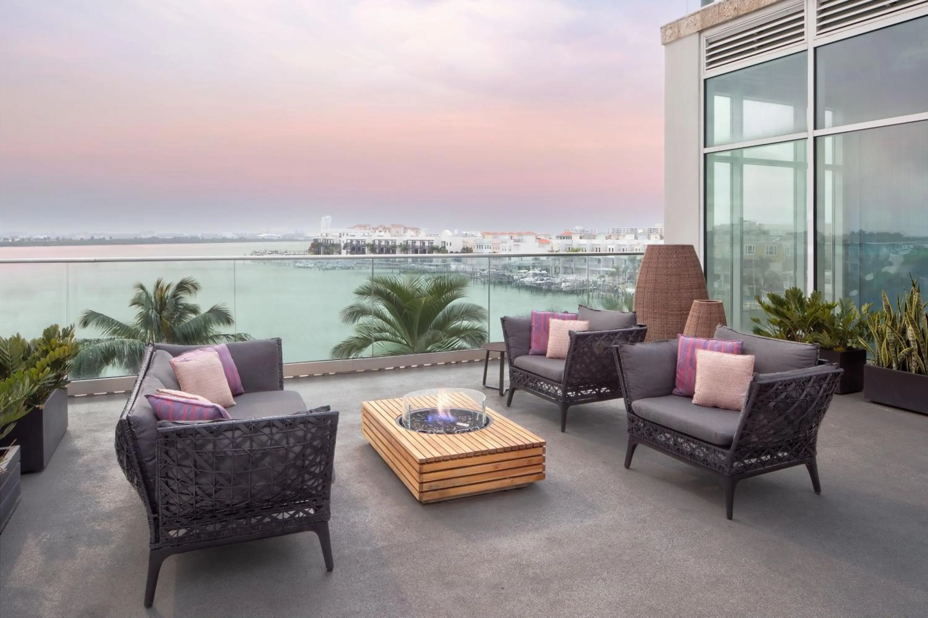 Swimming pool in Residence Inn by Marriott Clearwater Beach