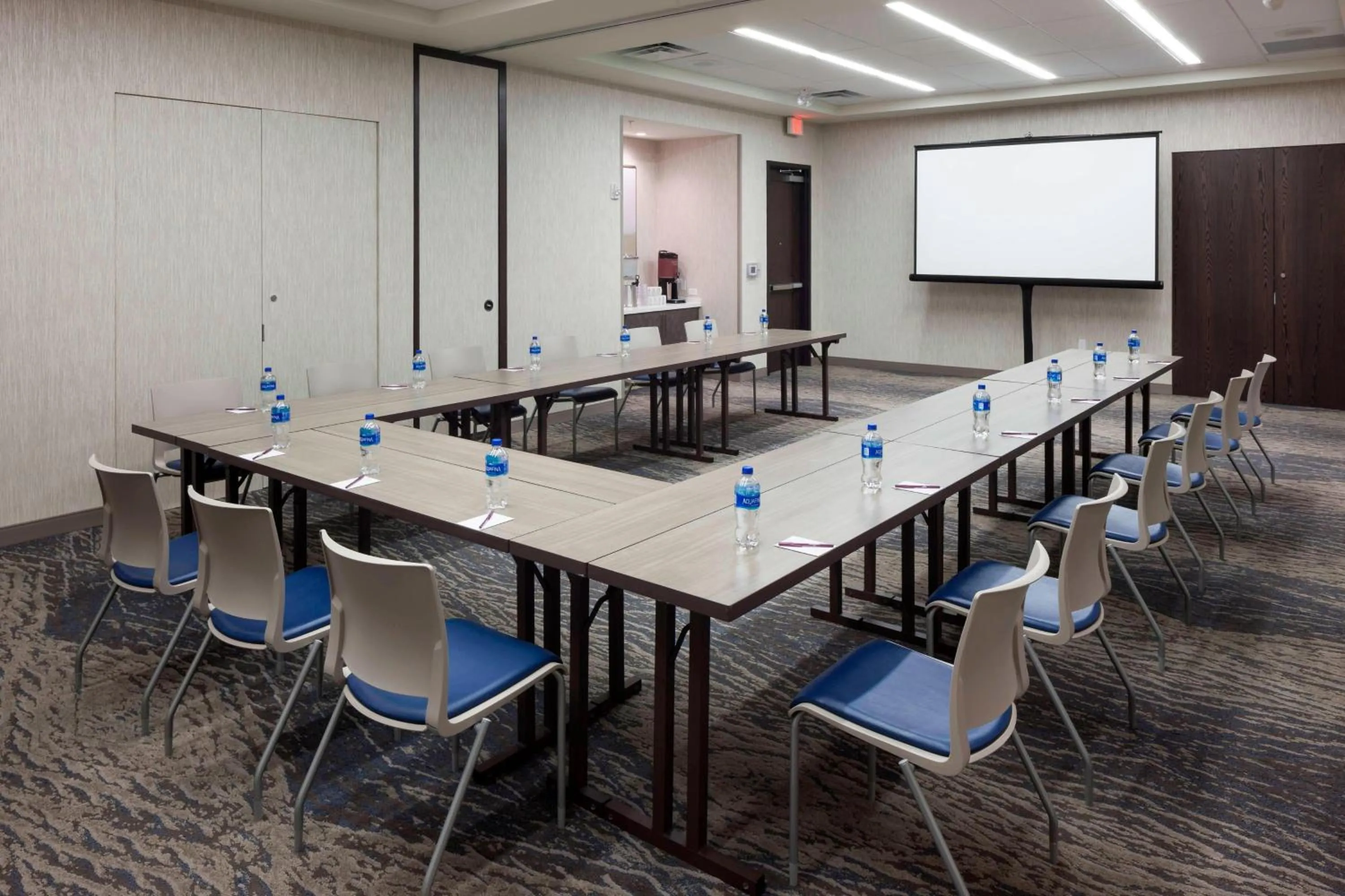 Meeting/conference room in SpringHill Suites by Marriott Clearwater Beach