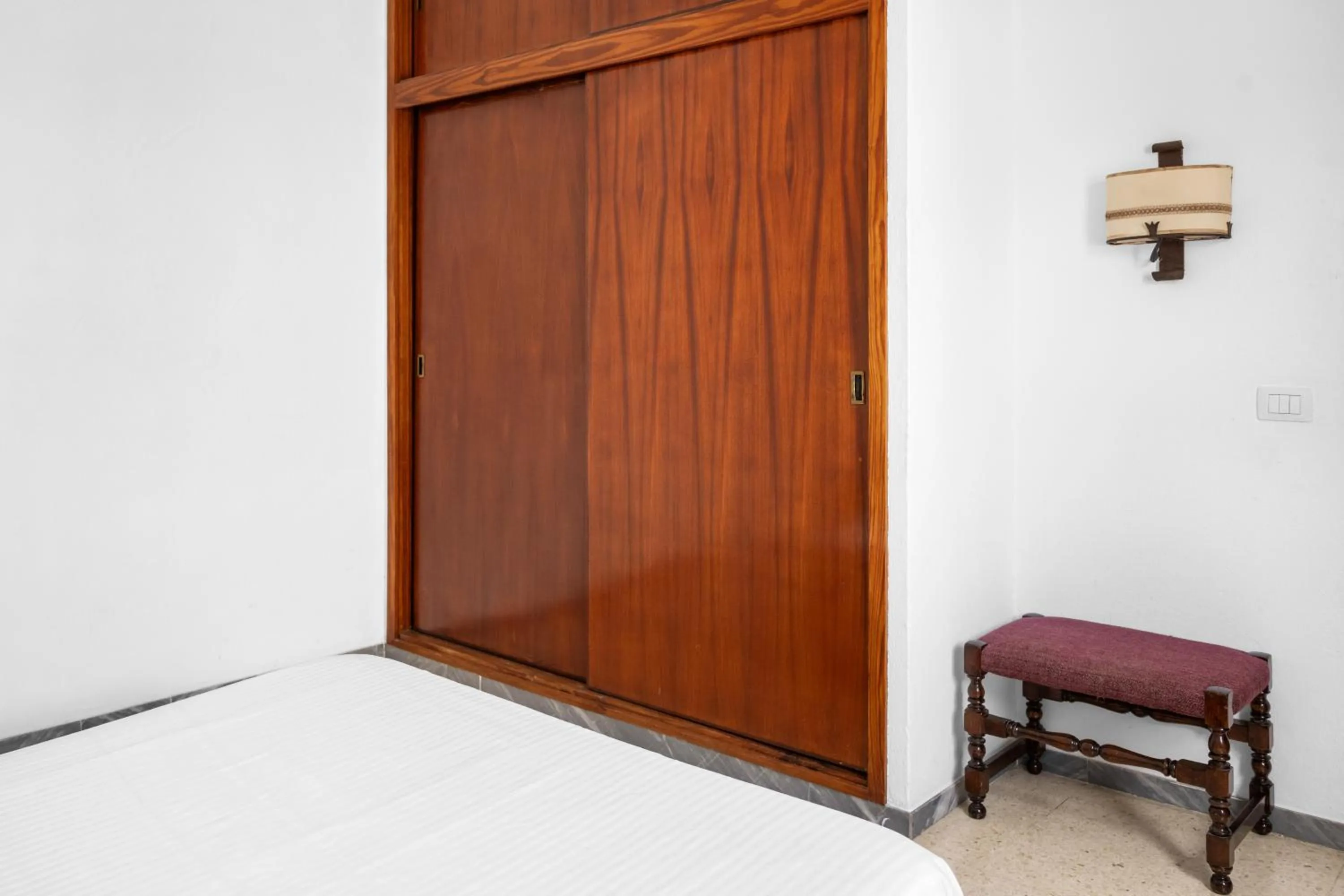 Bedroom, Bed in Hotel Valencia