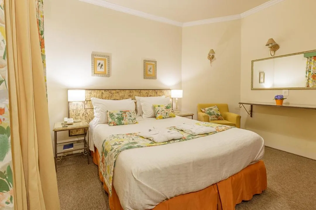 Bed in Hotel Pousada Le Chateau