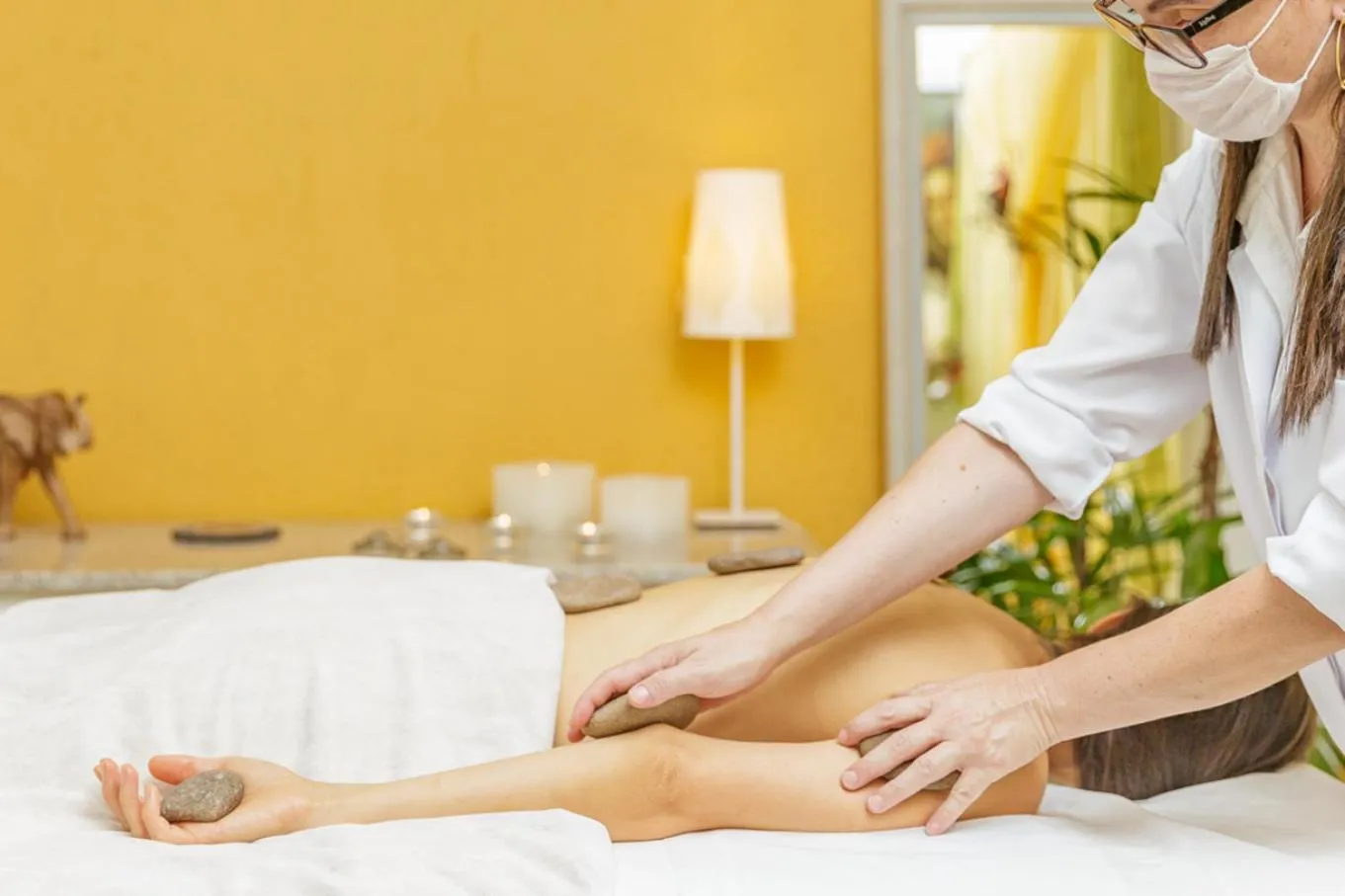 Massage in Hotel Pousada Le Chateau