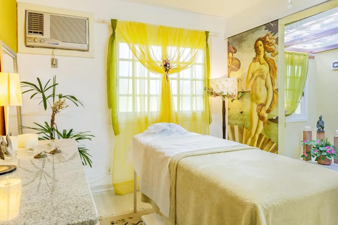 Massage in Hotel Pousada Le Chateau