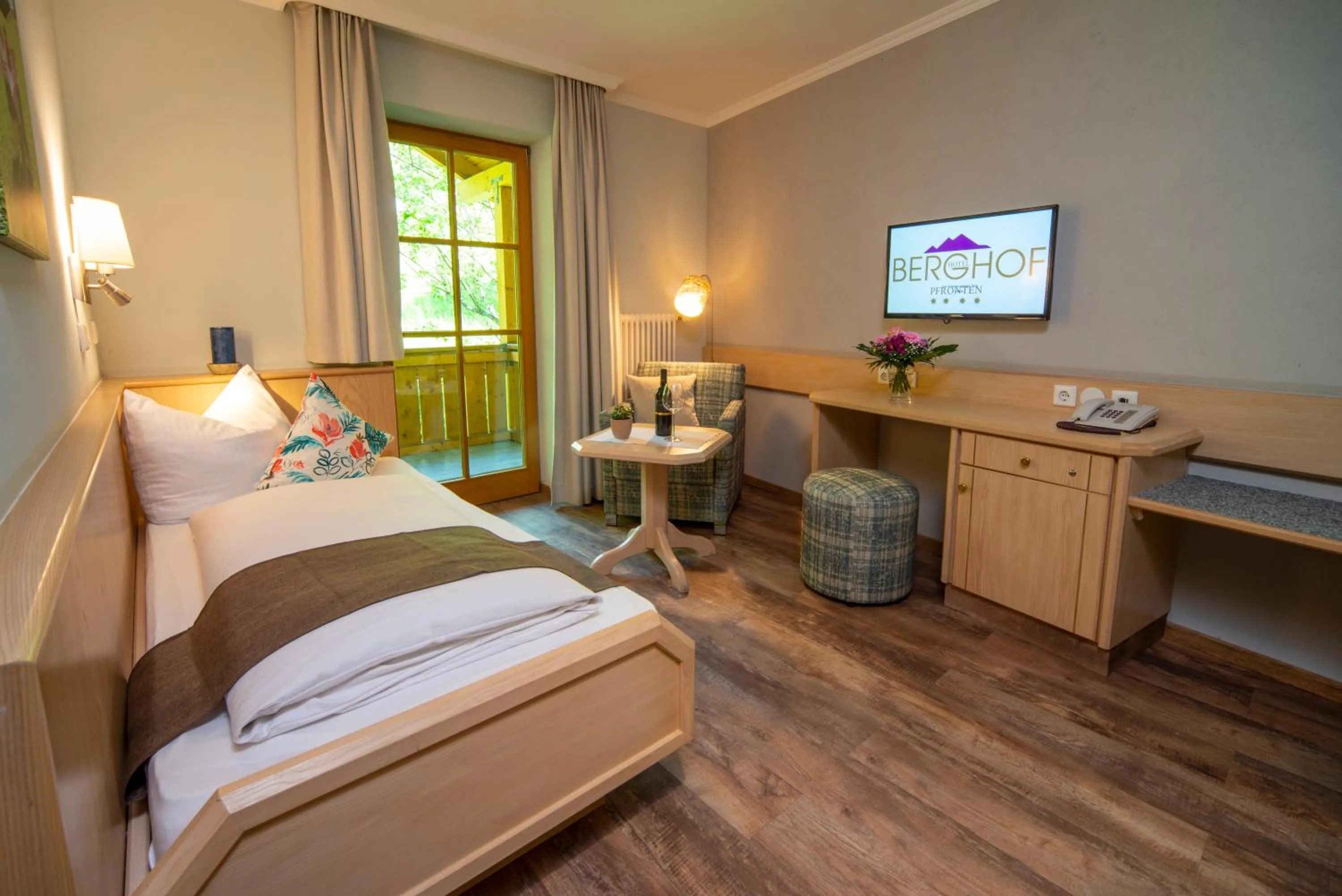 Bed in Hotel Berghof