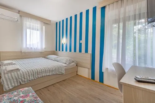 Maestral Residence