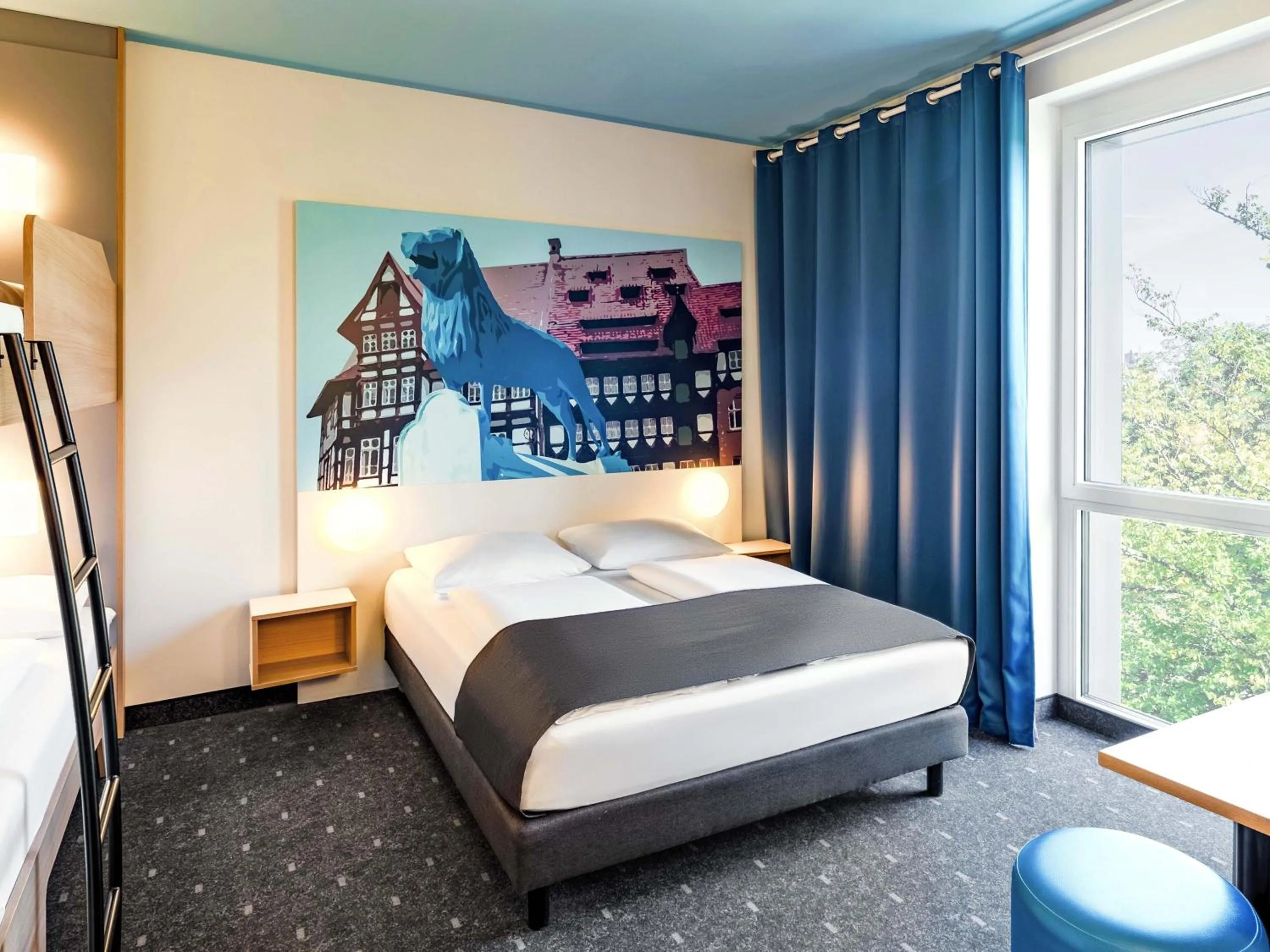Photo of the whole room, Bed in B&B Hotel Braunschweig-City