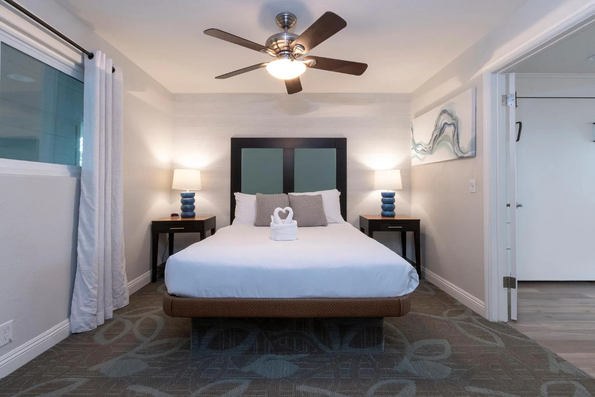 Bedroom, Bed in San Clemente Inn