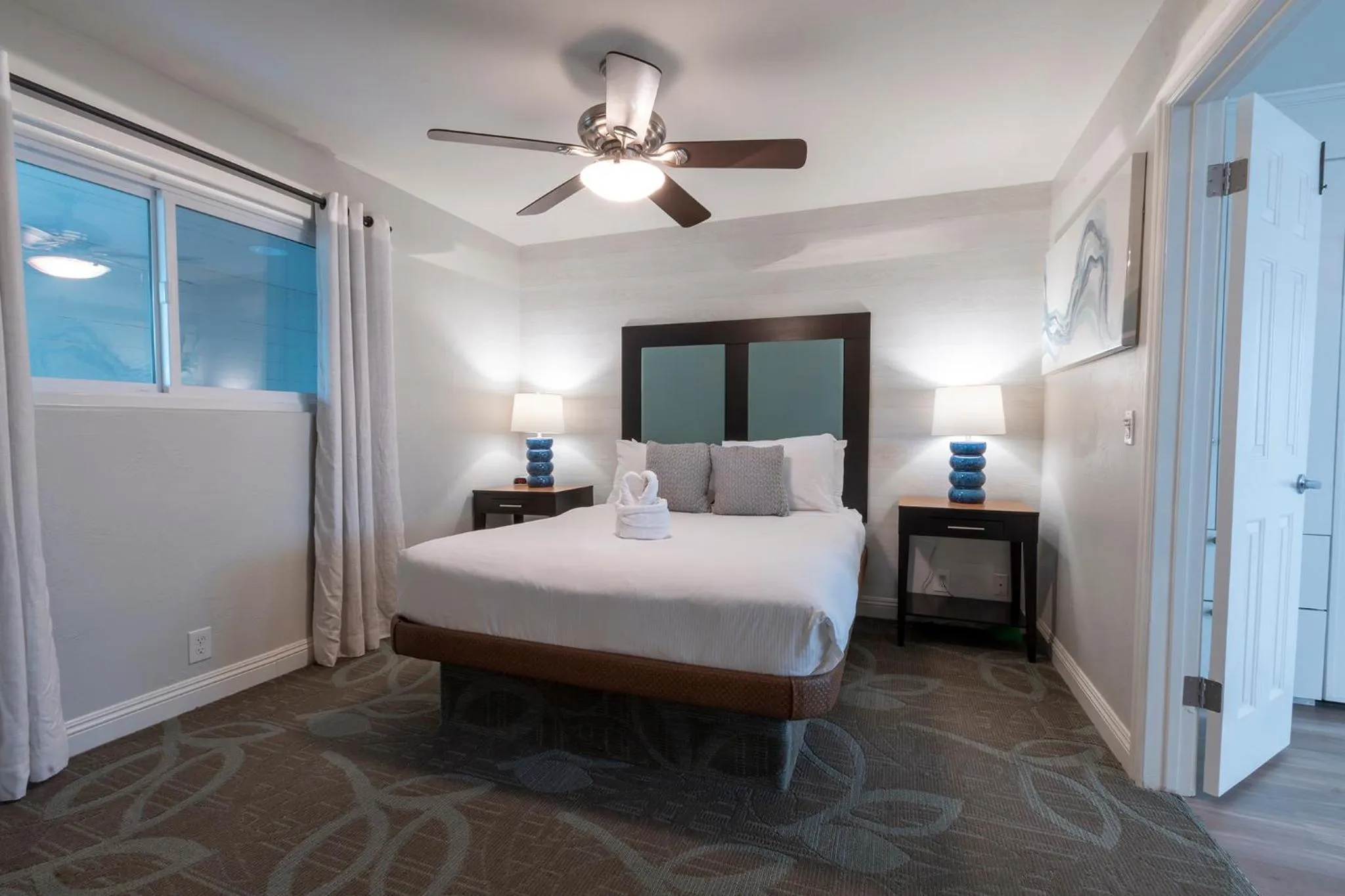 Bedroom, Bed in San Clemente Inn