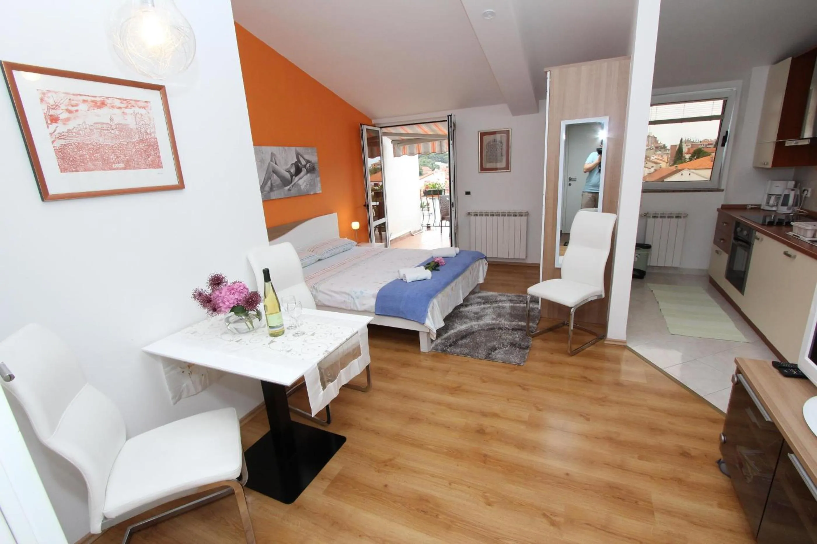 Kitchen or kitchenette, Bed in Apartments Tanja