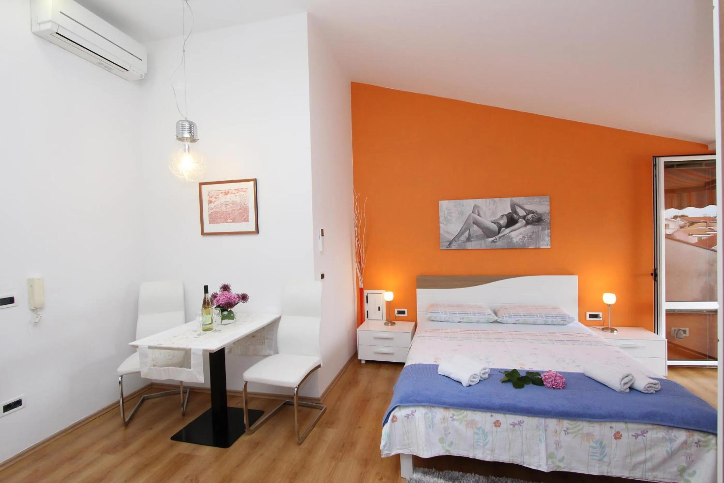 Dining area, Bed in Apartments Tanja