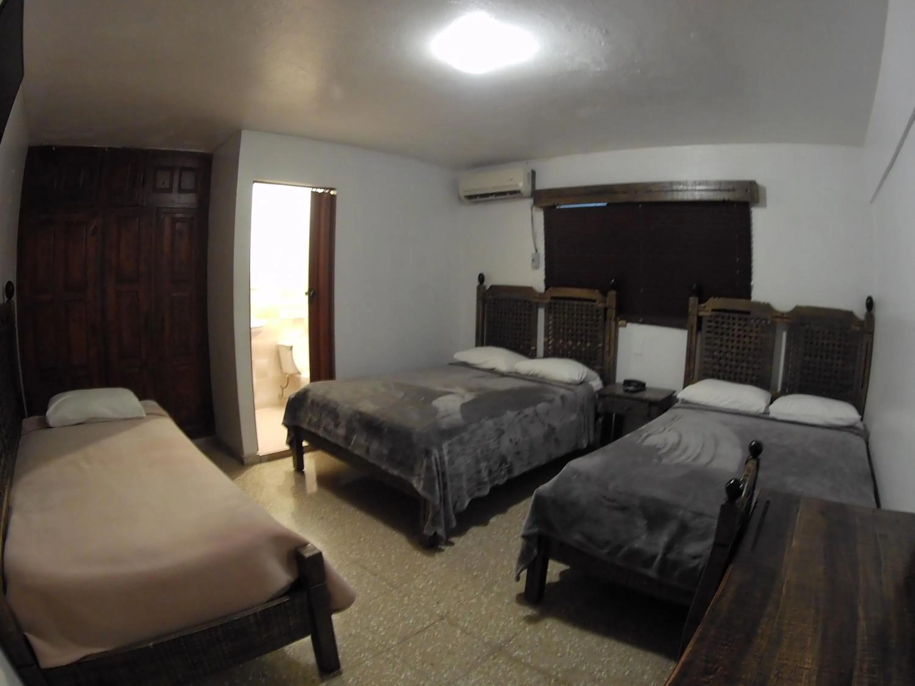 Bedroom, Bed in Hotel Maison Gautreaux