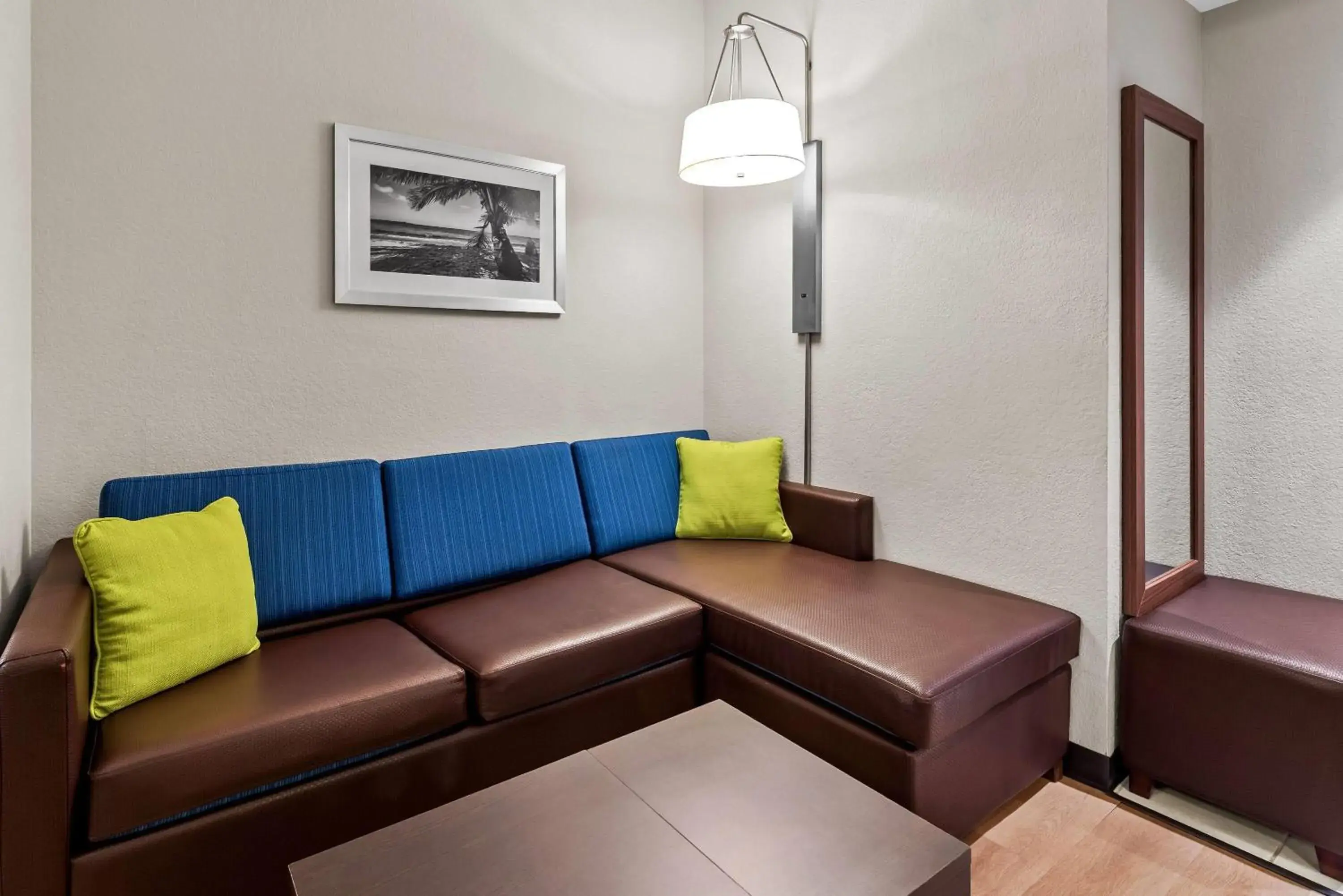 King Room - Non-Smoking in Days Inn & Suites by Wyndham Fort Myers Near JetBlue Park King Room - Non-Smoking in Days Inn & Suites by Wyndham Fort Myers Near JetBlue Park