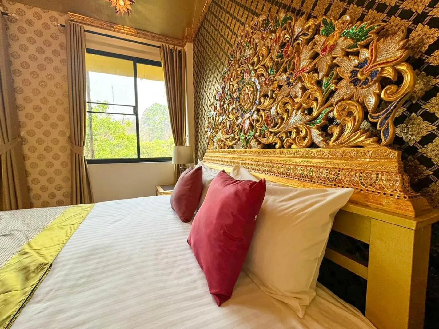 Bed in Phu Jaya Floresta Resort by ALPHATEL PARTNER
