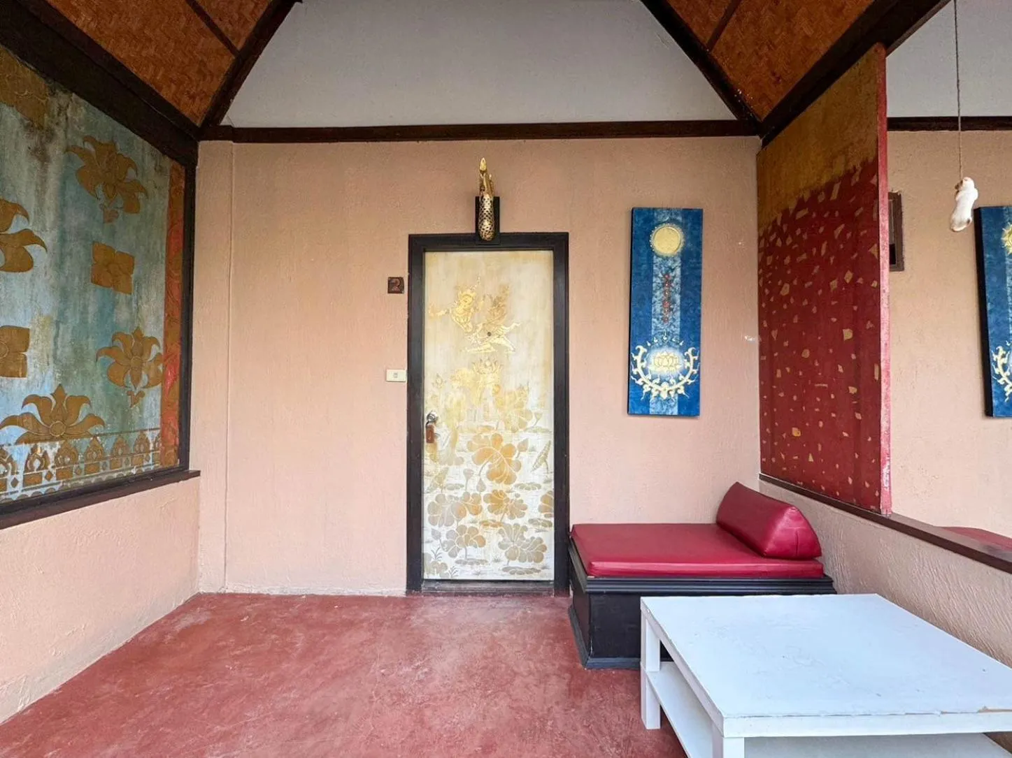 Seating area in Phu Jaya Floresta Resort by ALPHATEL PARTNER