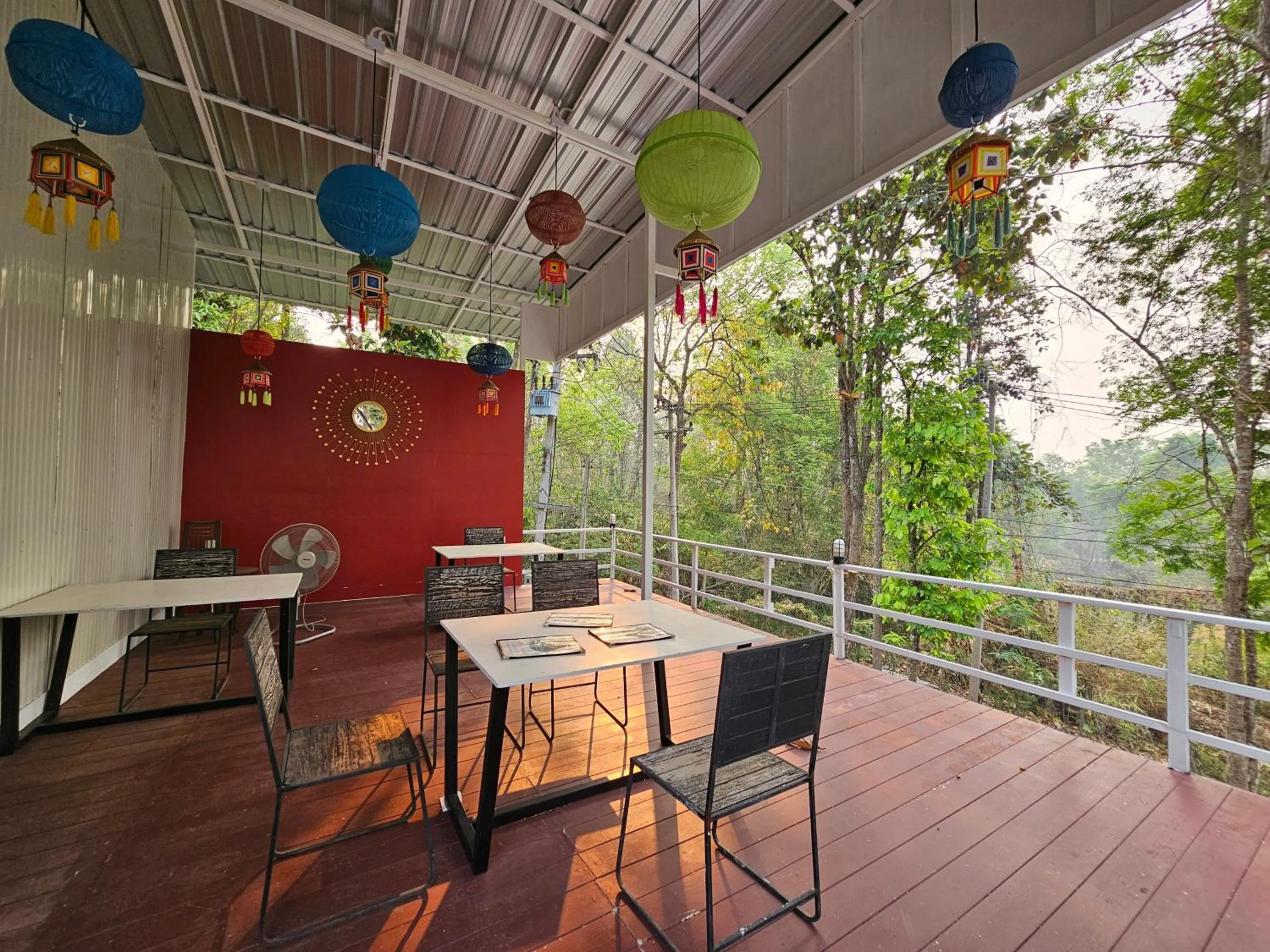 Restaurant/places to eat in Phu Jaya Floresta Resort by ALPHATEL PARTNER